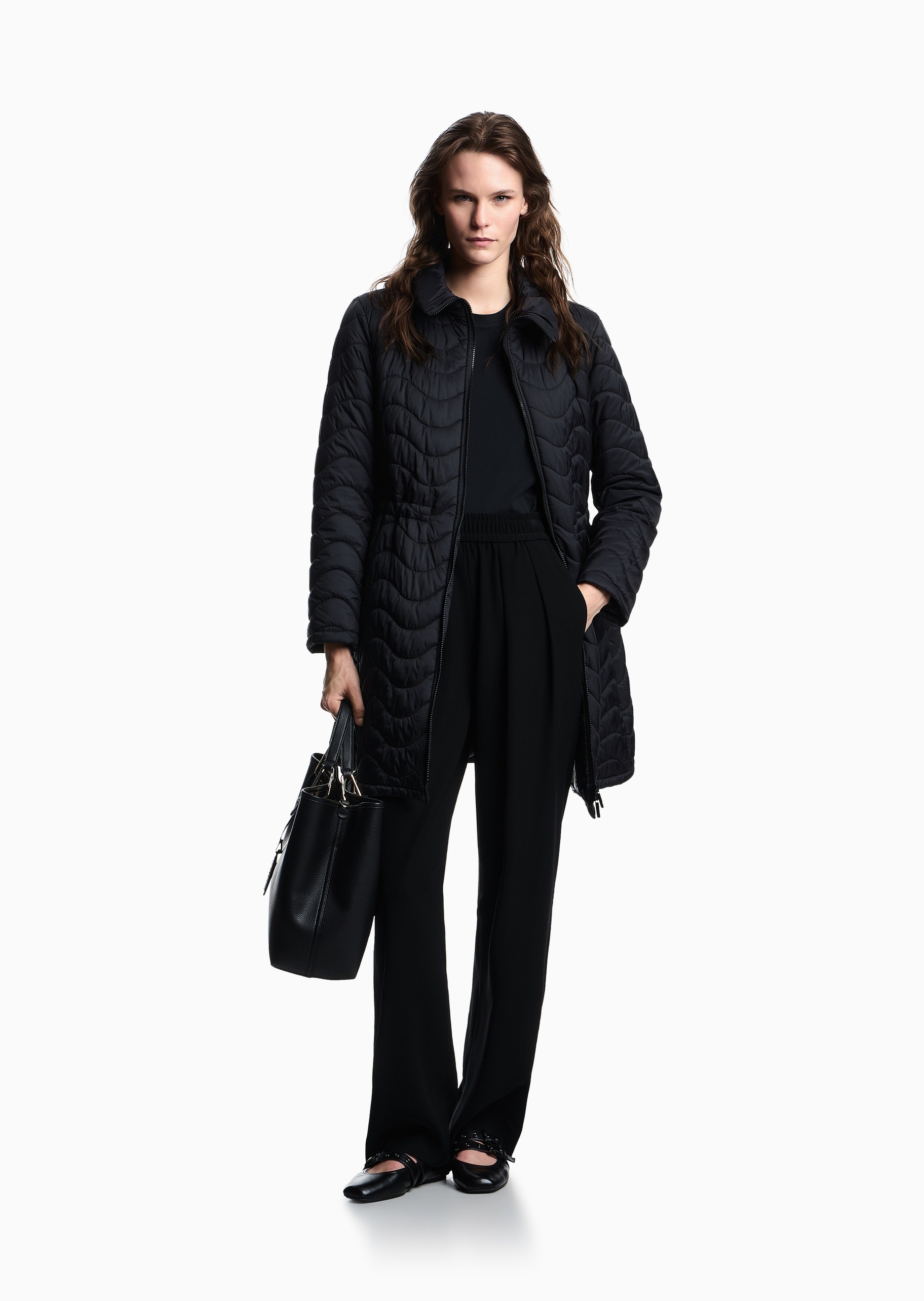 Emporio Armani 女士长袖长款轻薄连帽纯色收腰拉链棉服