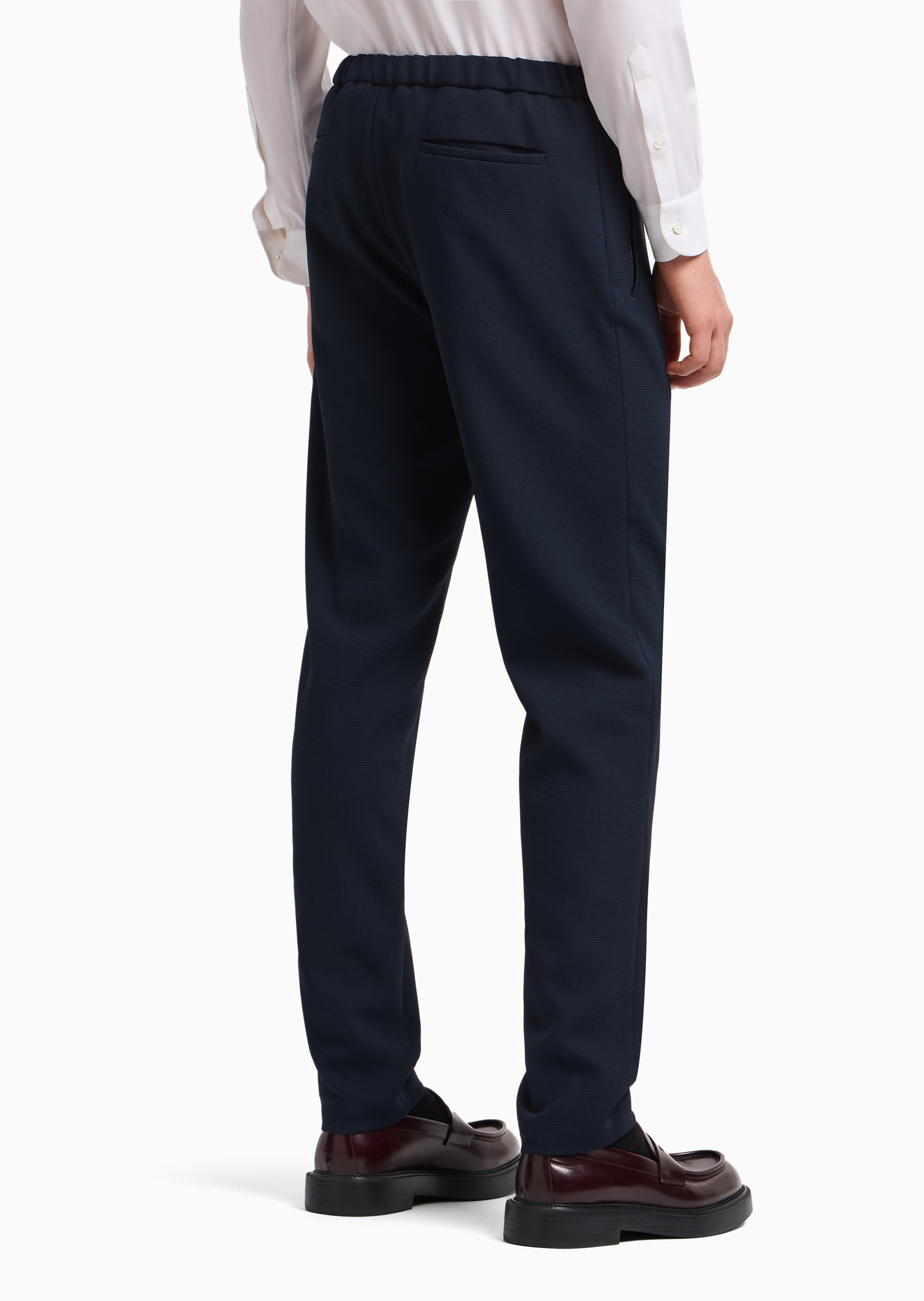 Emporio Armani 男士珠地布合身长款直筒纯色休闲裤