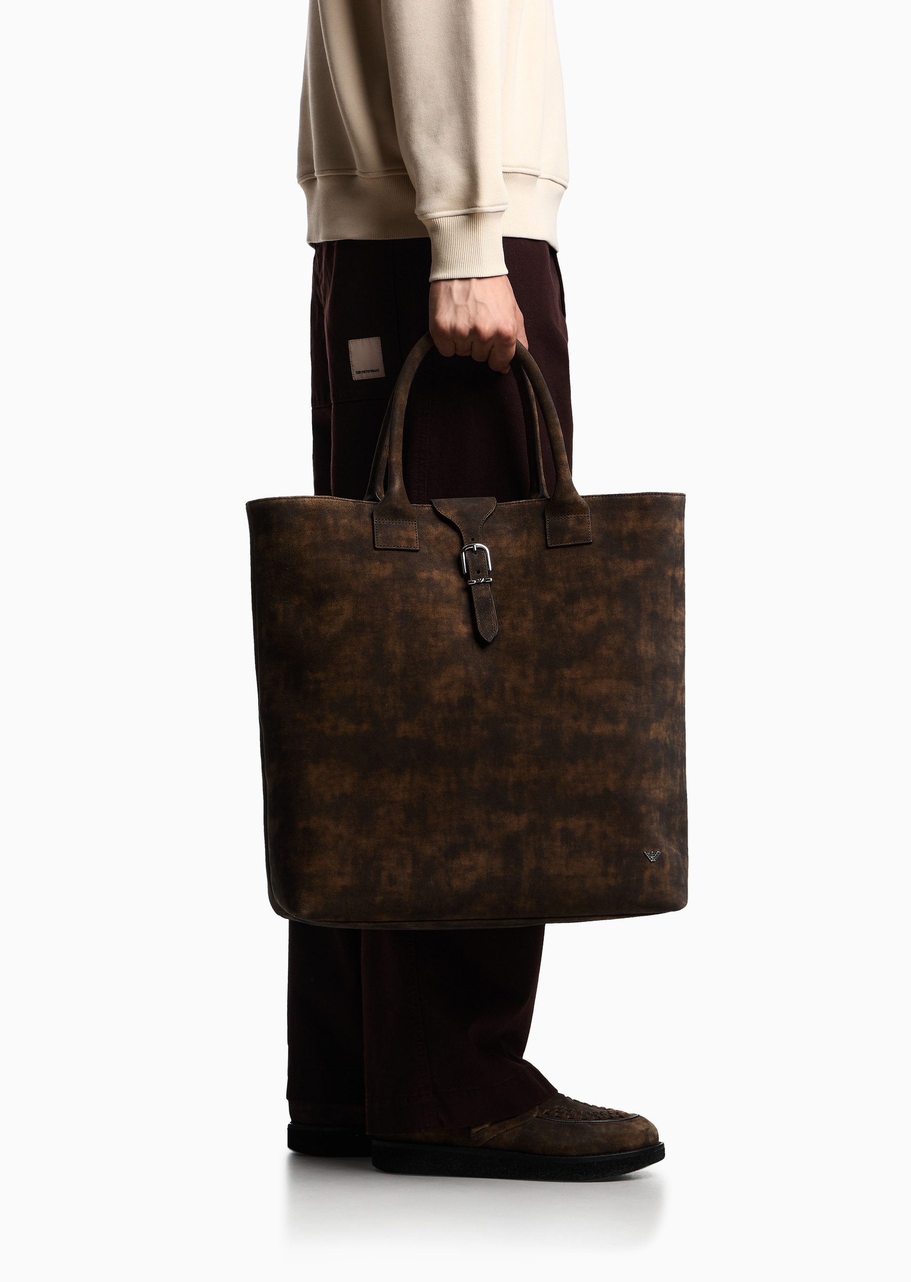 Emporio Armani 男士绒面革大容量针扣手提斑驳饰面托特包