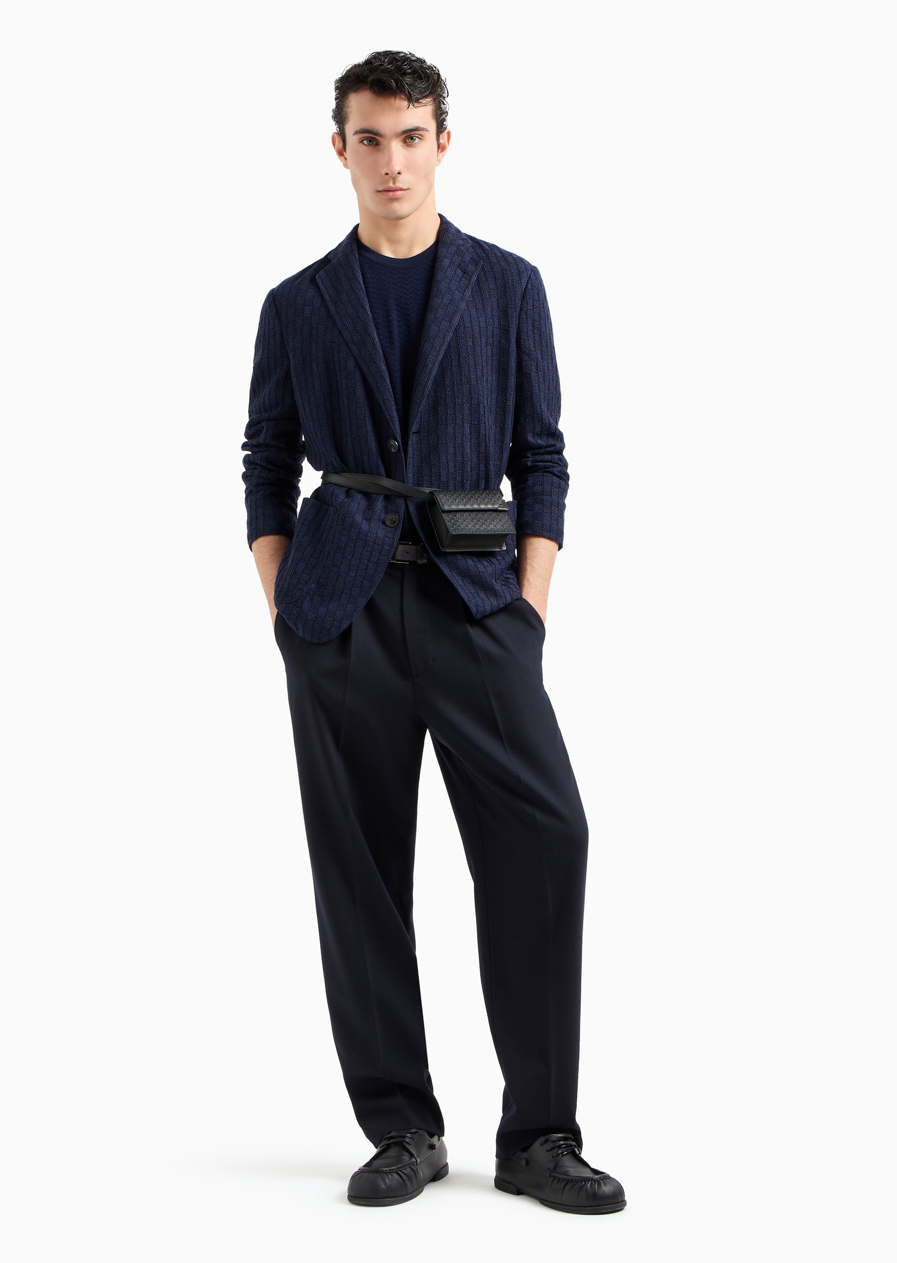 Emporio Armani 男士合身短袖圆领通体纹理针织T恤