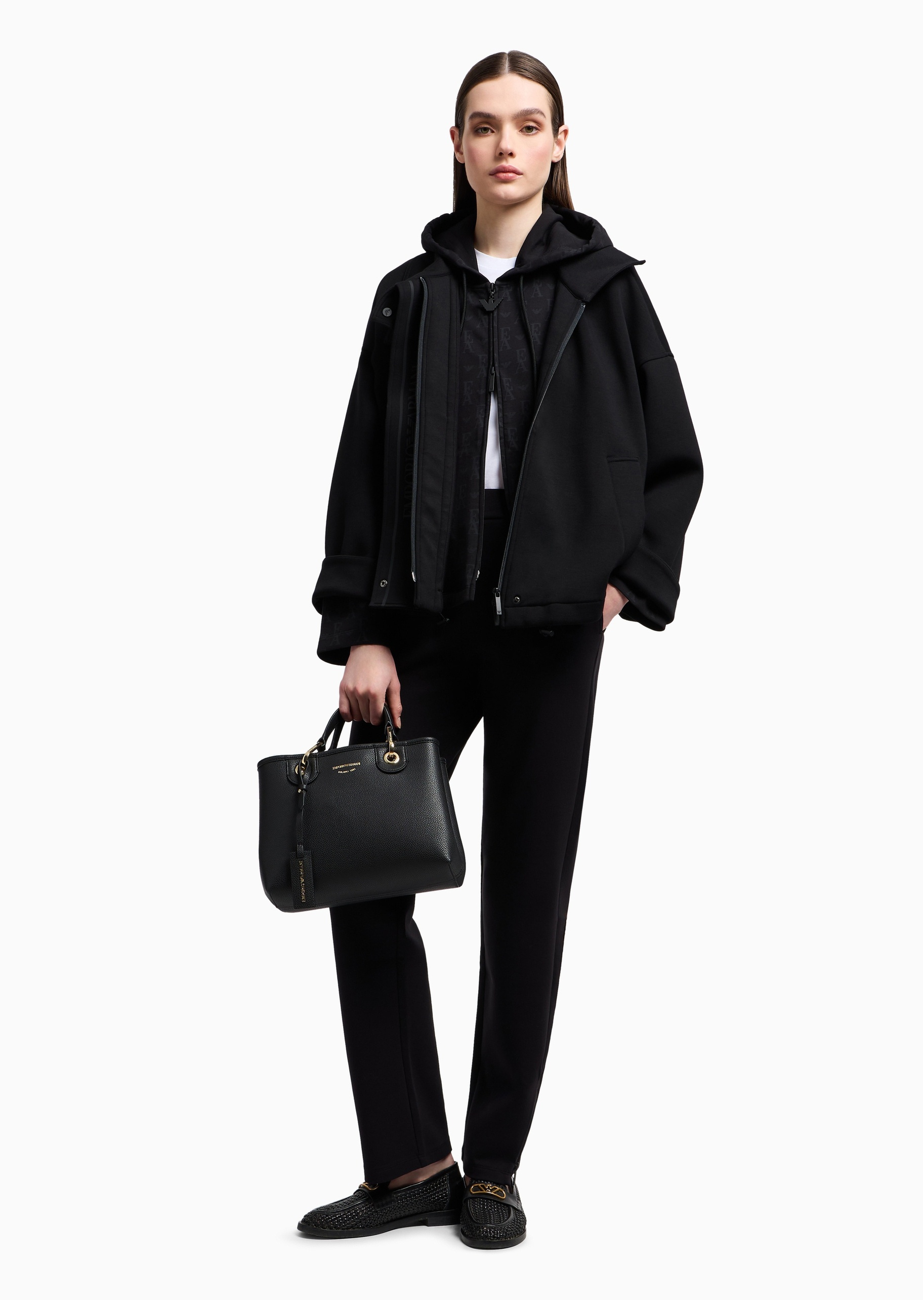 Emporio Armani 女士宽松长袖按扣翻领落肩休闲廓形夹克