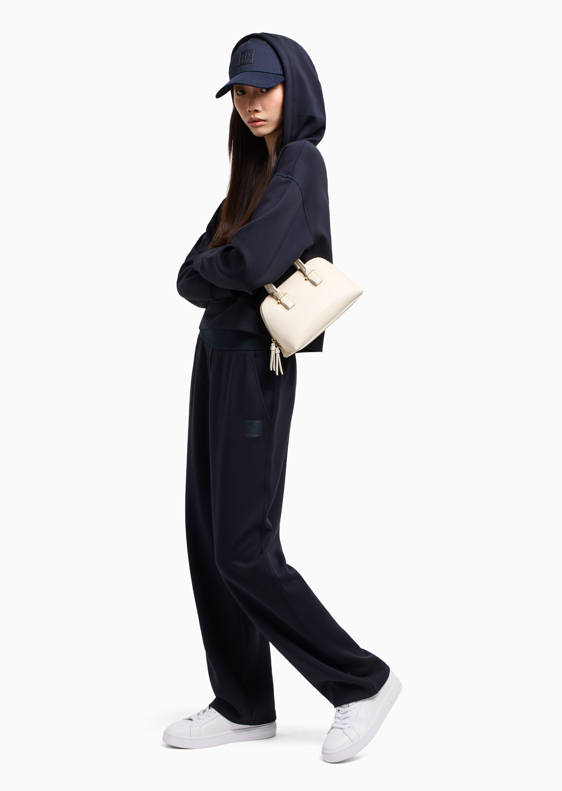 ARMANI EXCHANGE 女士宽松长款直筒垂坠感纯色休闲裤