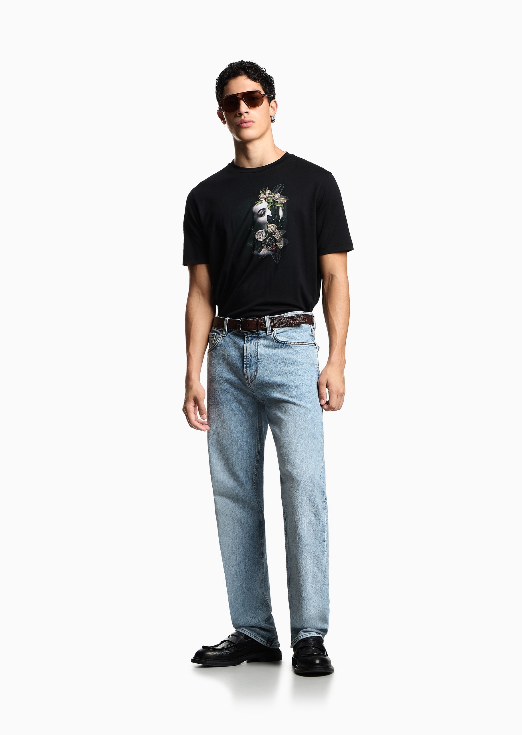 Emporio Armani 男士中腰直筒复古纯棉水洗牛仔裤