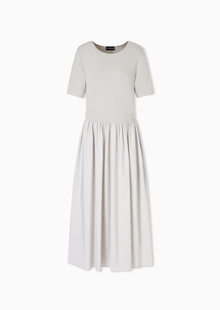 Emporio Armani 女士短袖长款圆领纯色优雅连衣裙