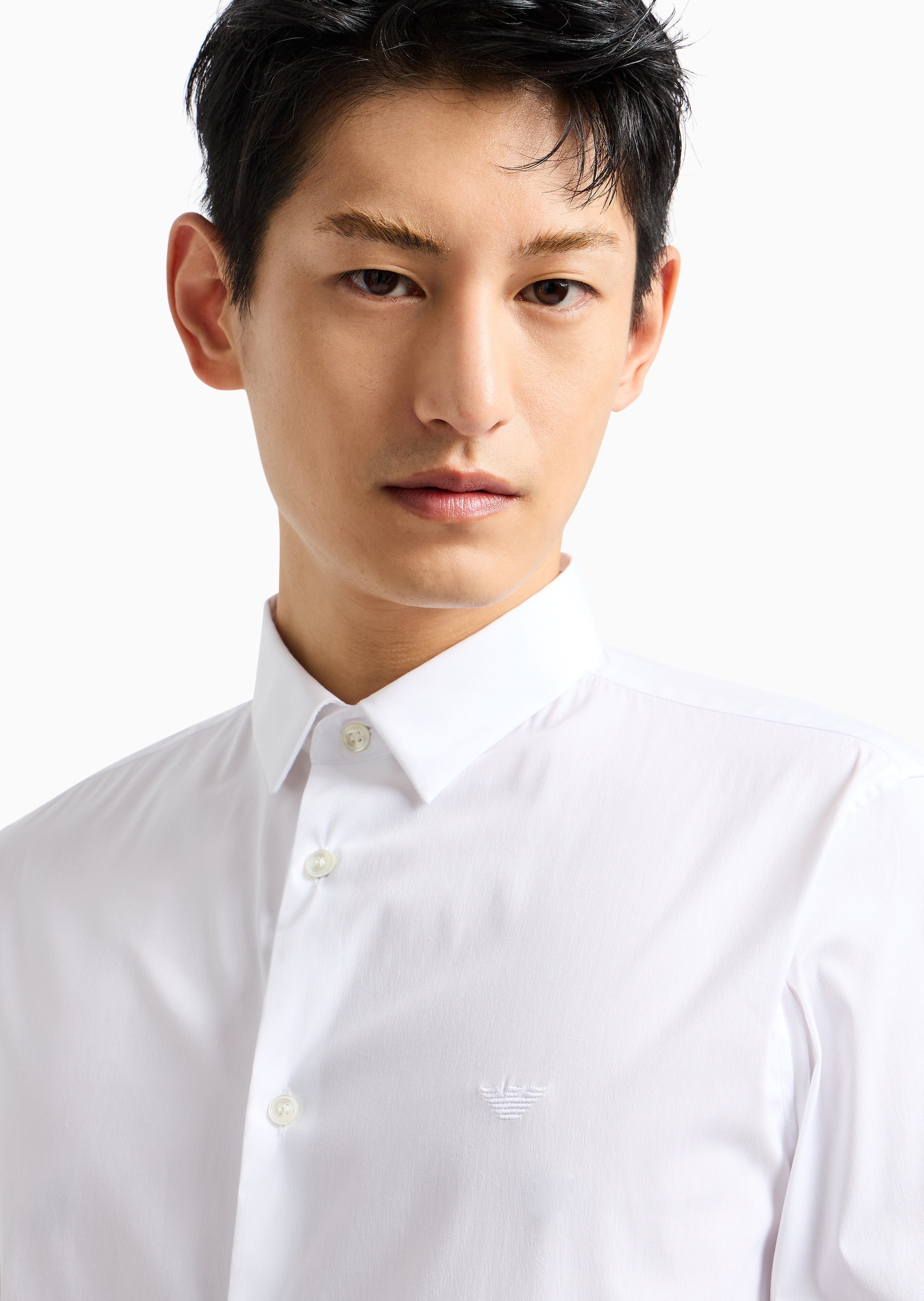 Emporio Armani 男士棉质微弹修身长袖翻领纯色衬衫