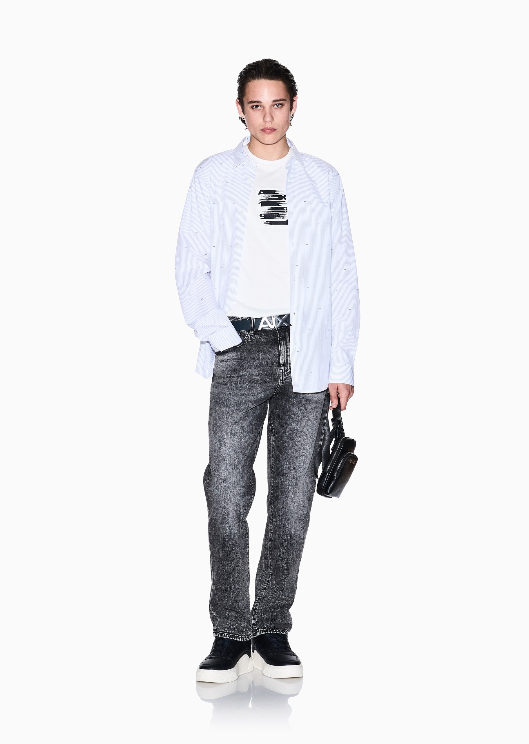 ARMANI EXCHANGE 男士全棉合身短袖圆领正肩创意标识T恤