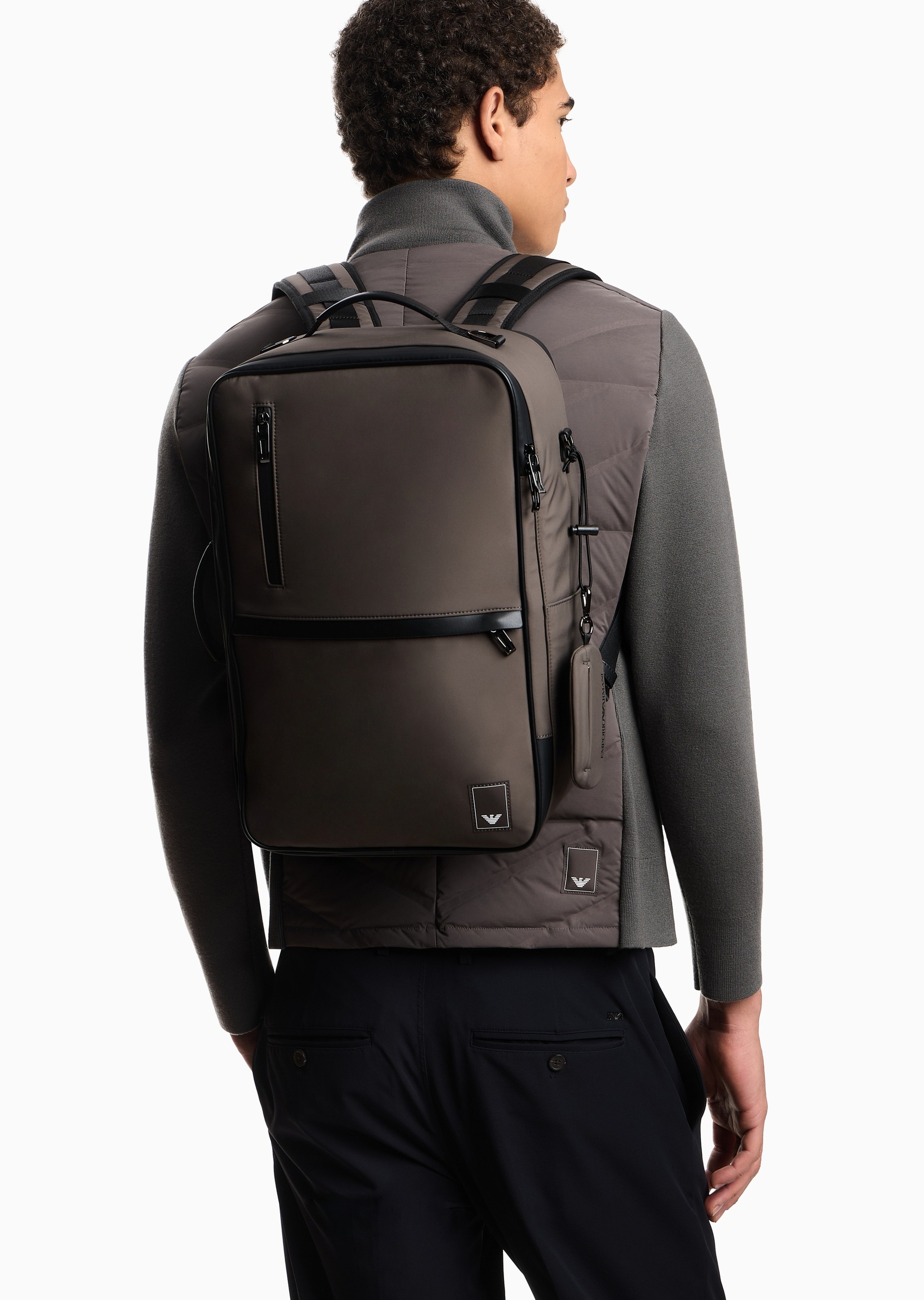 Emporio Armani 男士商务休闲通勤大容量双肩公文包