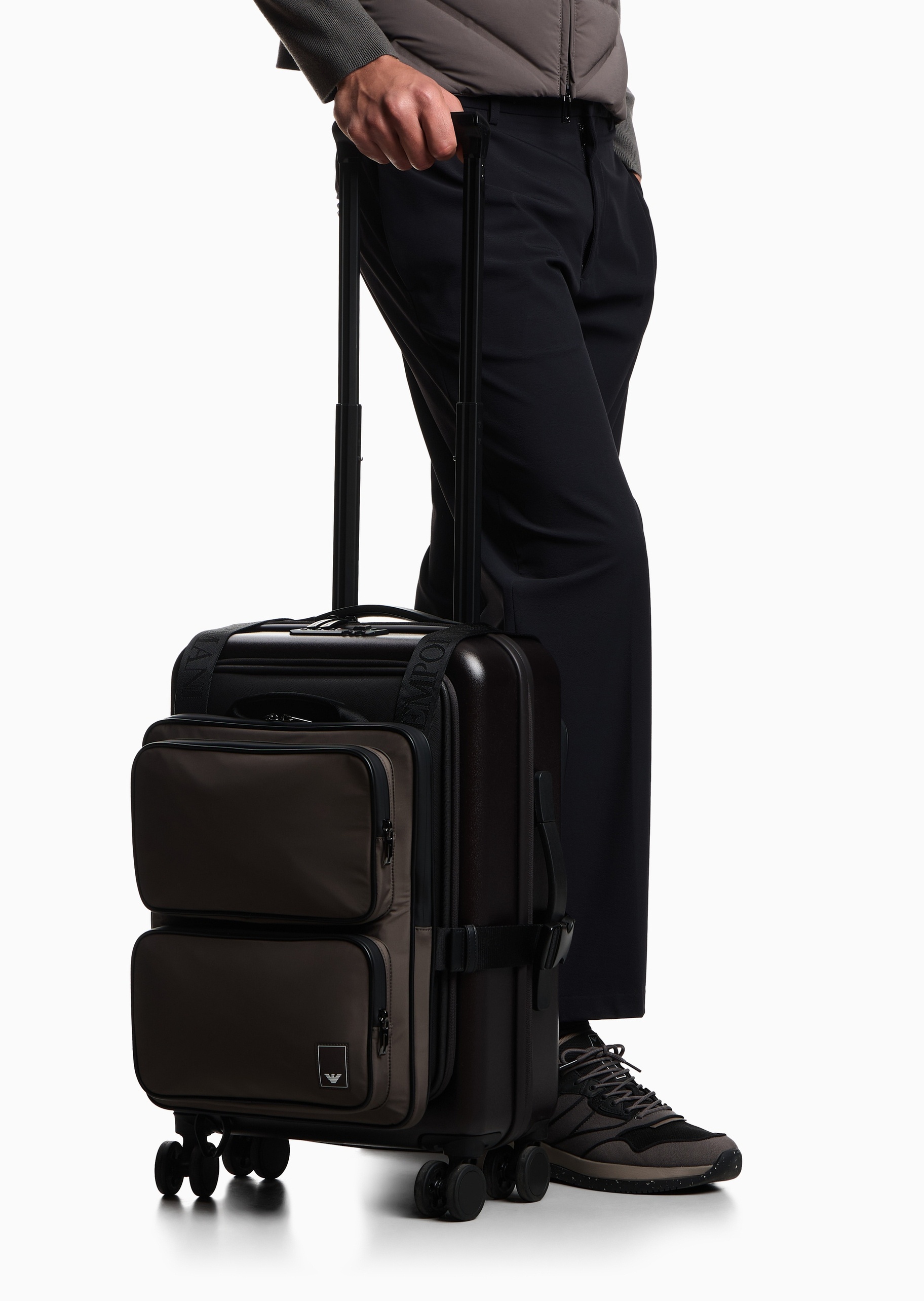 Emporio Armani 男士商务休闲单肩斜挎双肩公文包