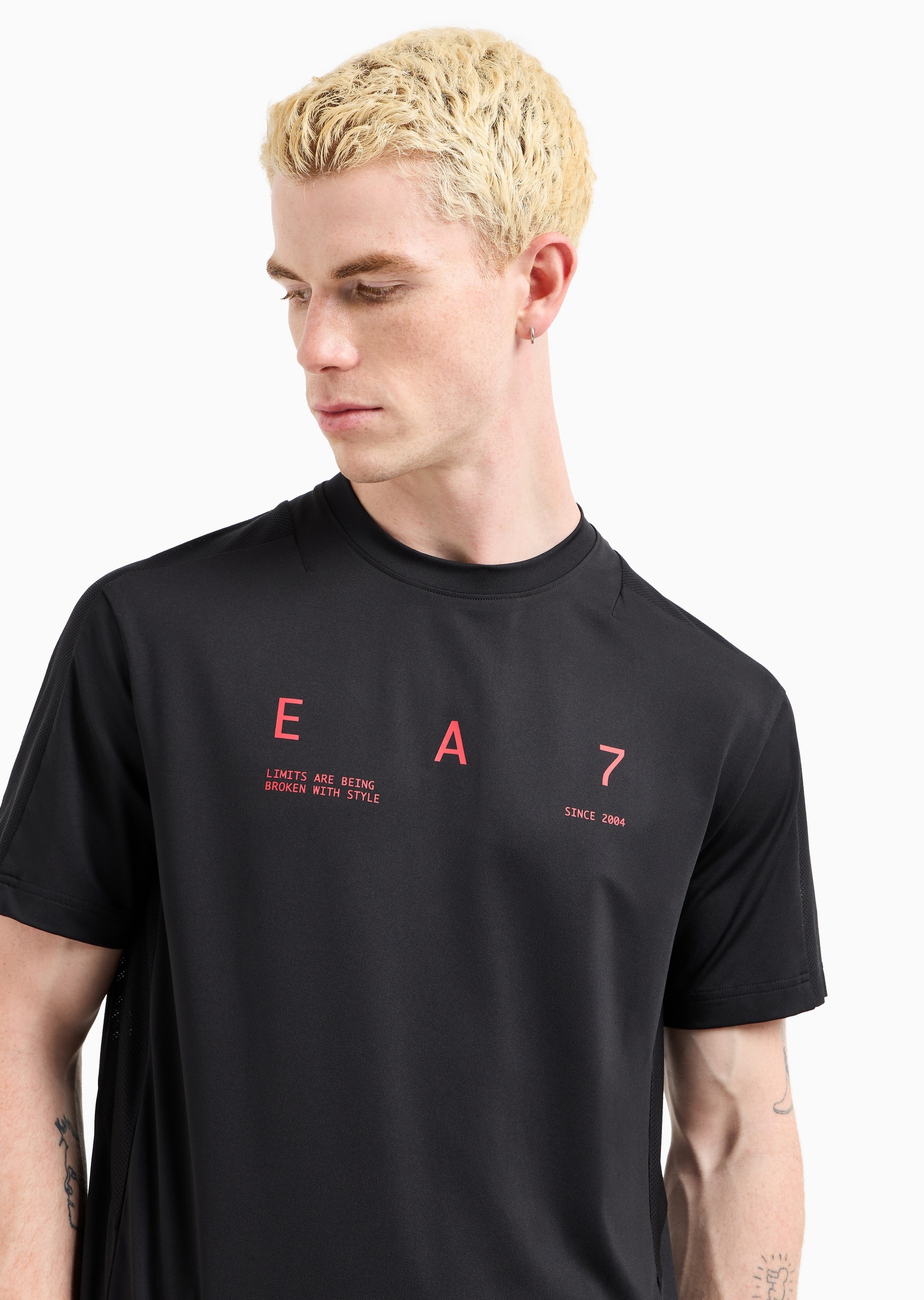 EA7 男士弹力合身短袖圆领健身训练T恤