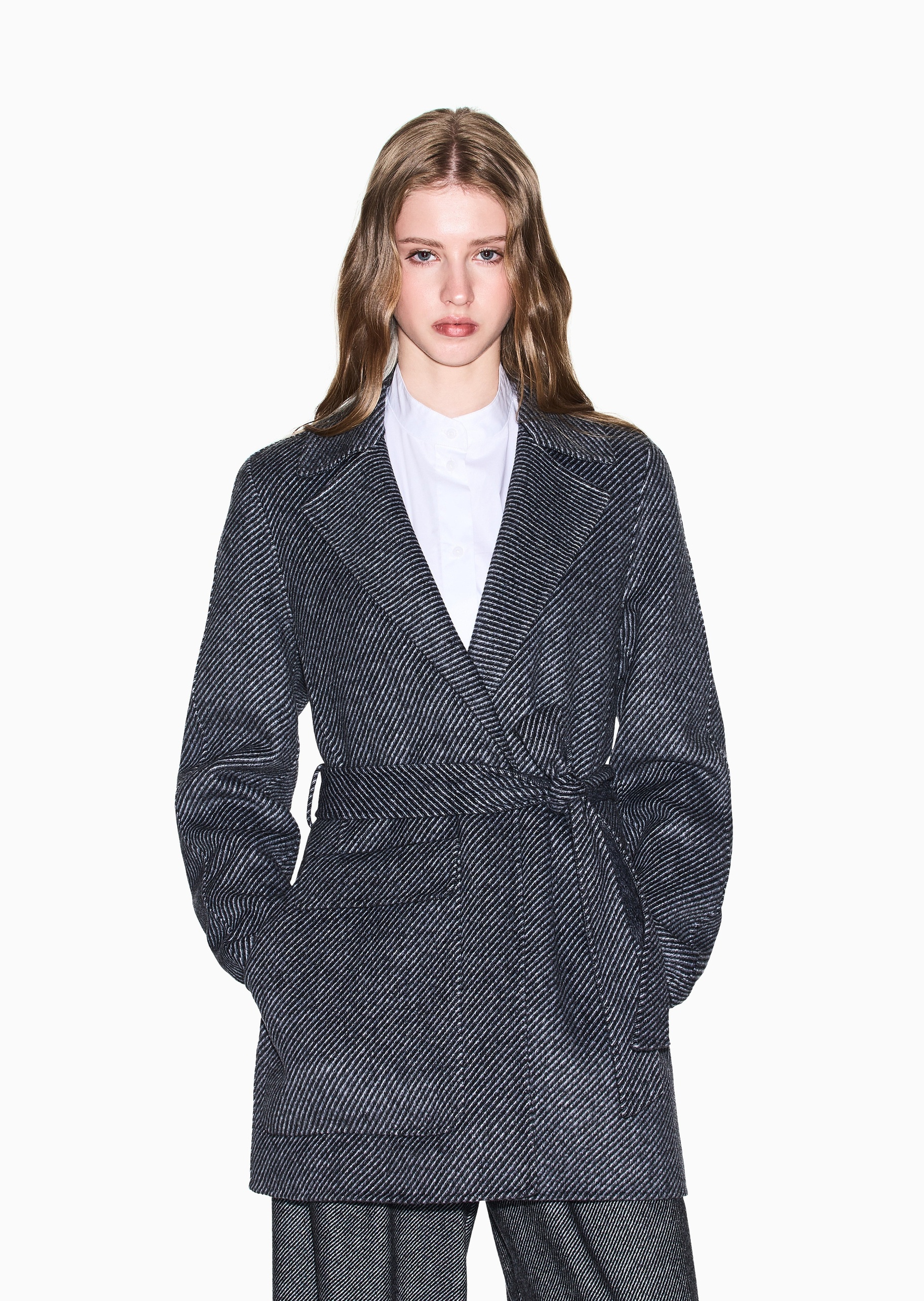 ARMANI EXCHANGE 女士绵羊毛长袖平驳领配腰带短大衣
