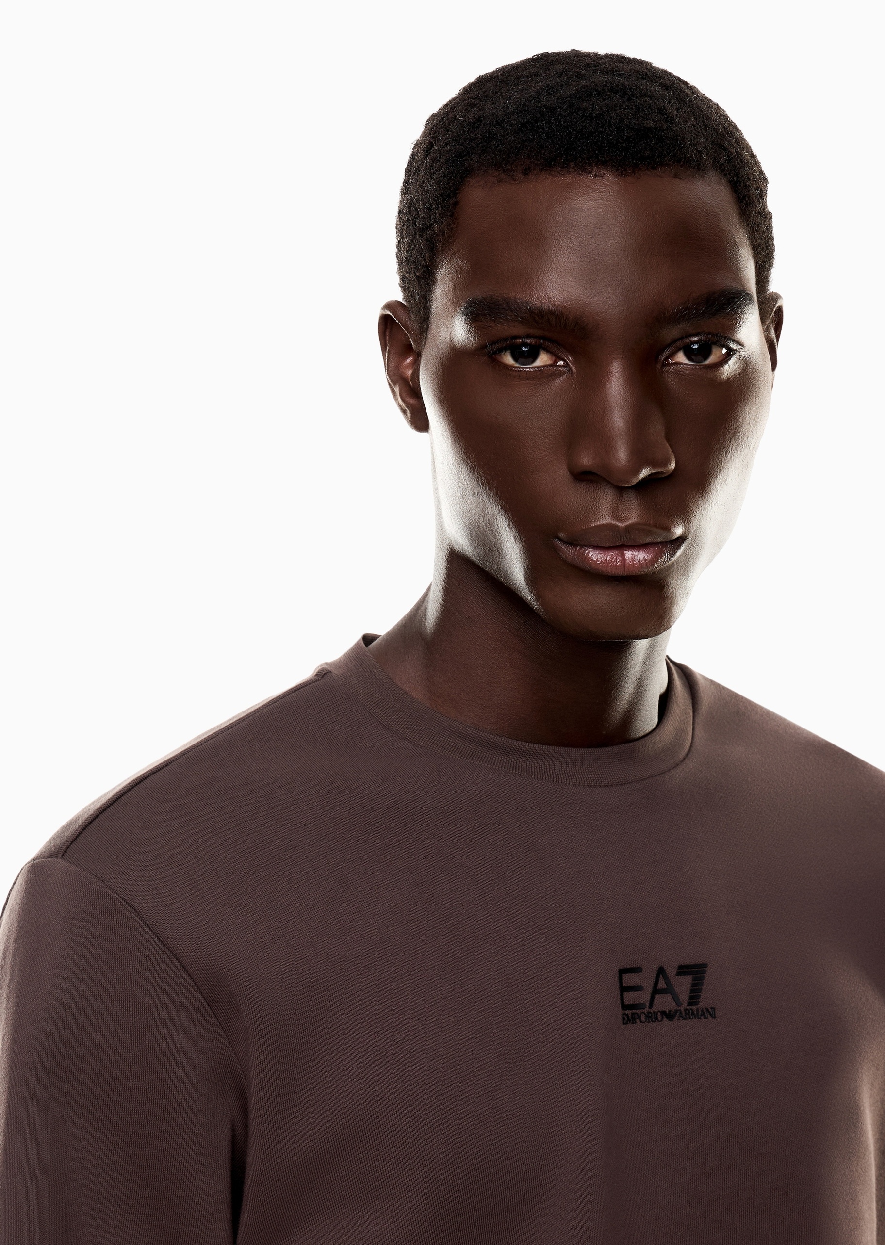 EA7 男士圆领短款合身运动重磅加绒套头卫衣