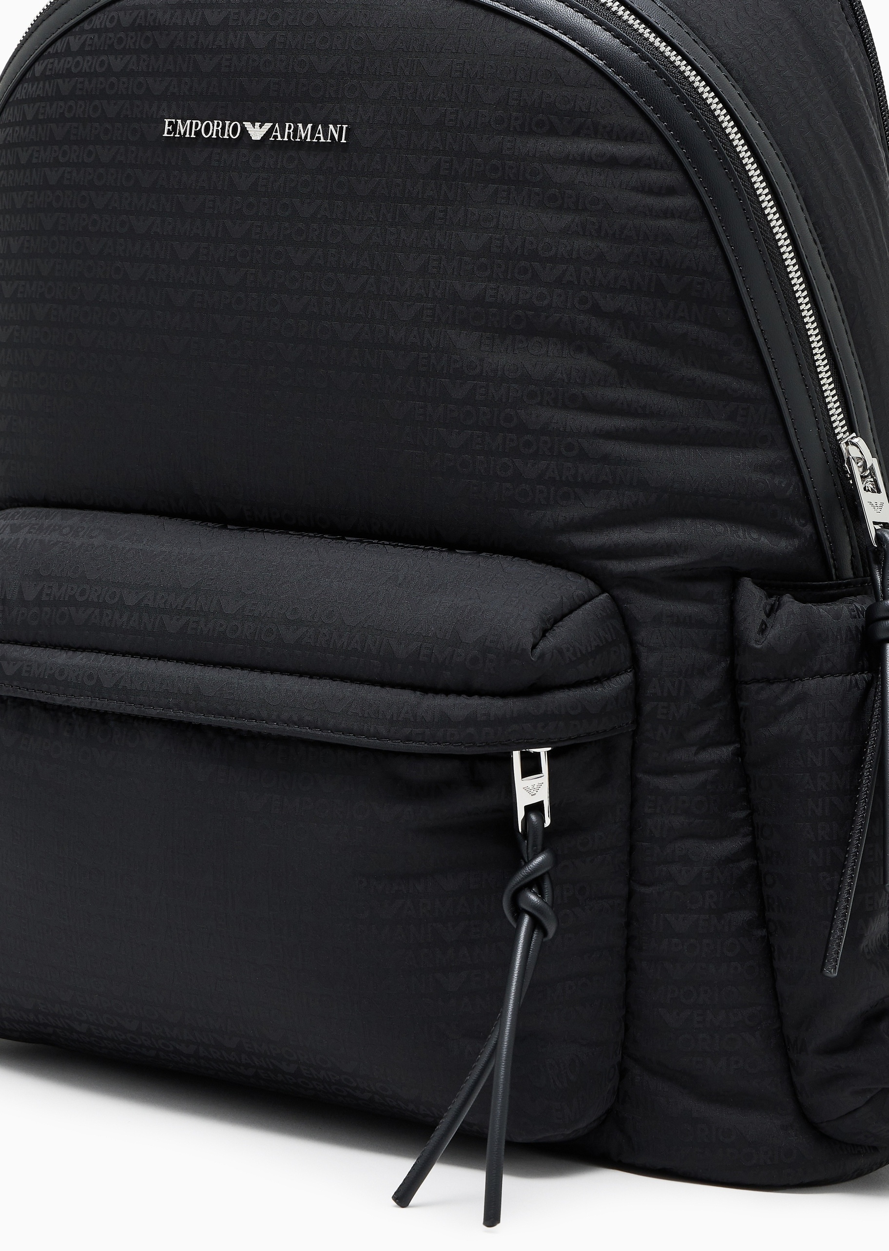 Emporio Armani 男士拉链可调节肩带老花手提双肩包