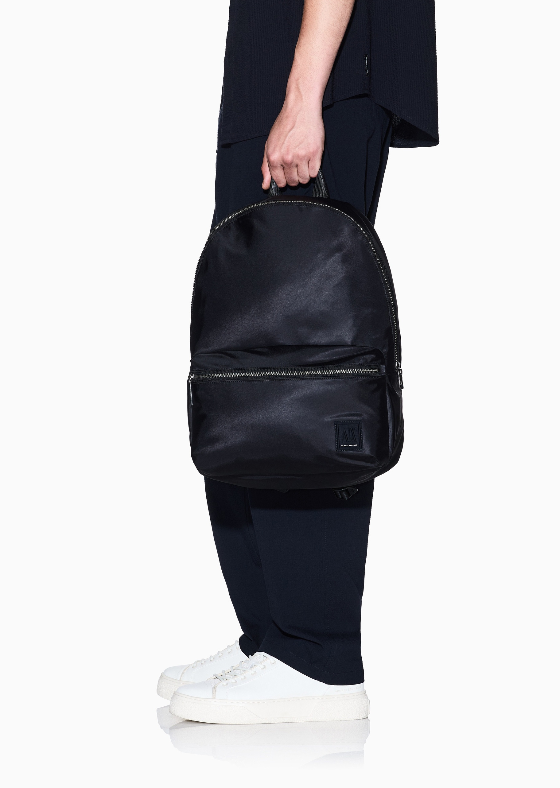 ARMANI EXCHANGE 男士拉链圆形可调节大容量手提双肩包