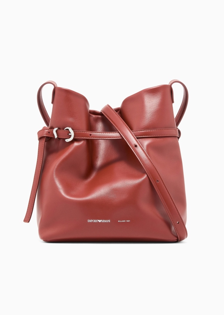 Emporio Armani 女士磁扣水桶形调节肩带单肩斜挎包