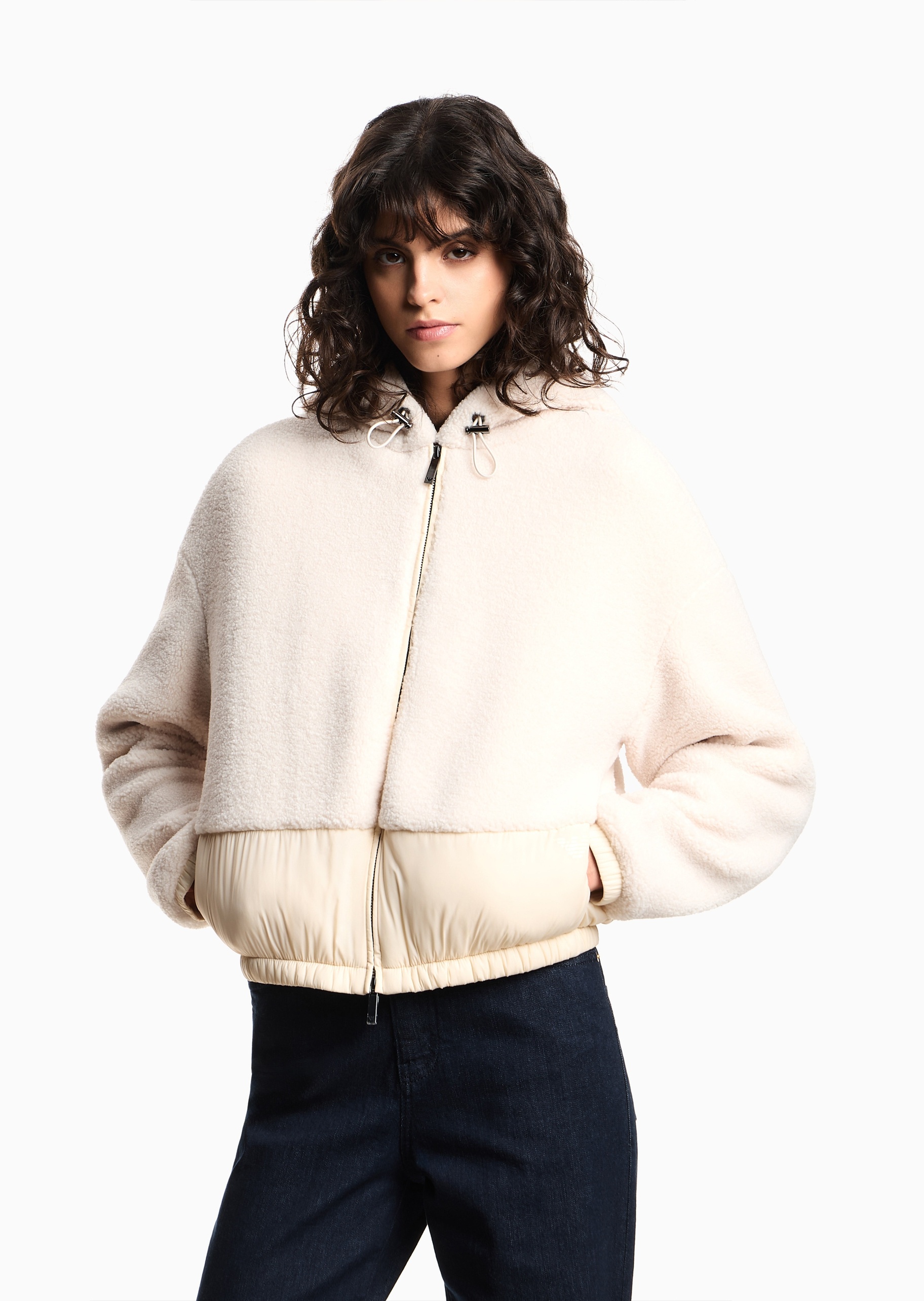 Emporio Armani 女士短款长袖连帽落肩拼接休闲拉链门襟棉服