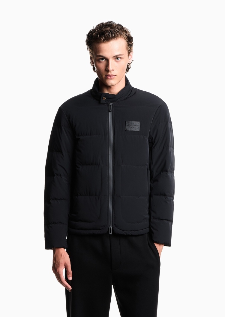Emporio Armani 男士长袖立领纯色拉链门襟羽绒服