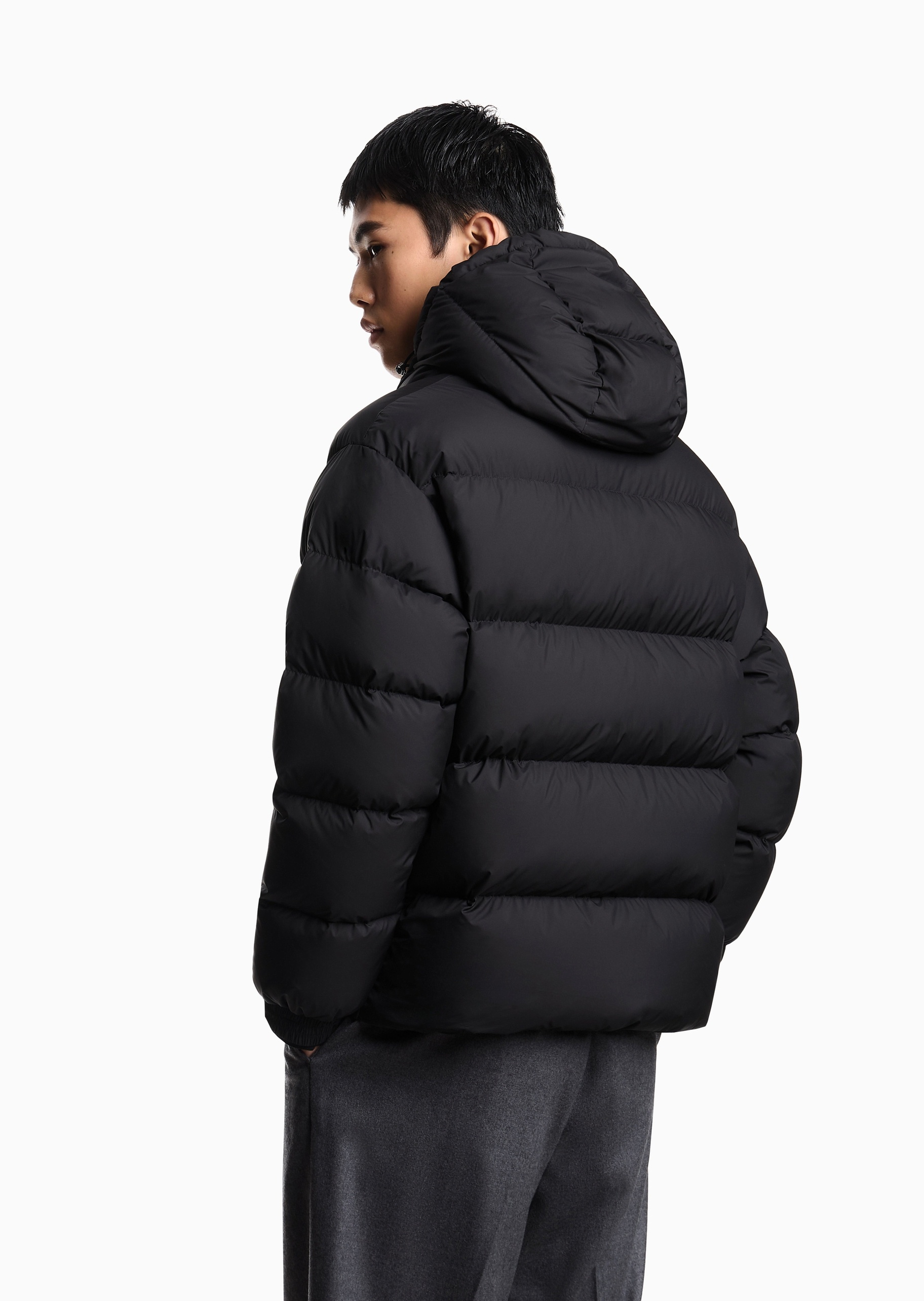 Emporio Armani 男士短款连帽拉链门襟面包服羽绒服