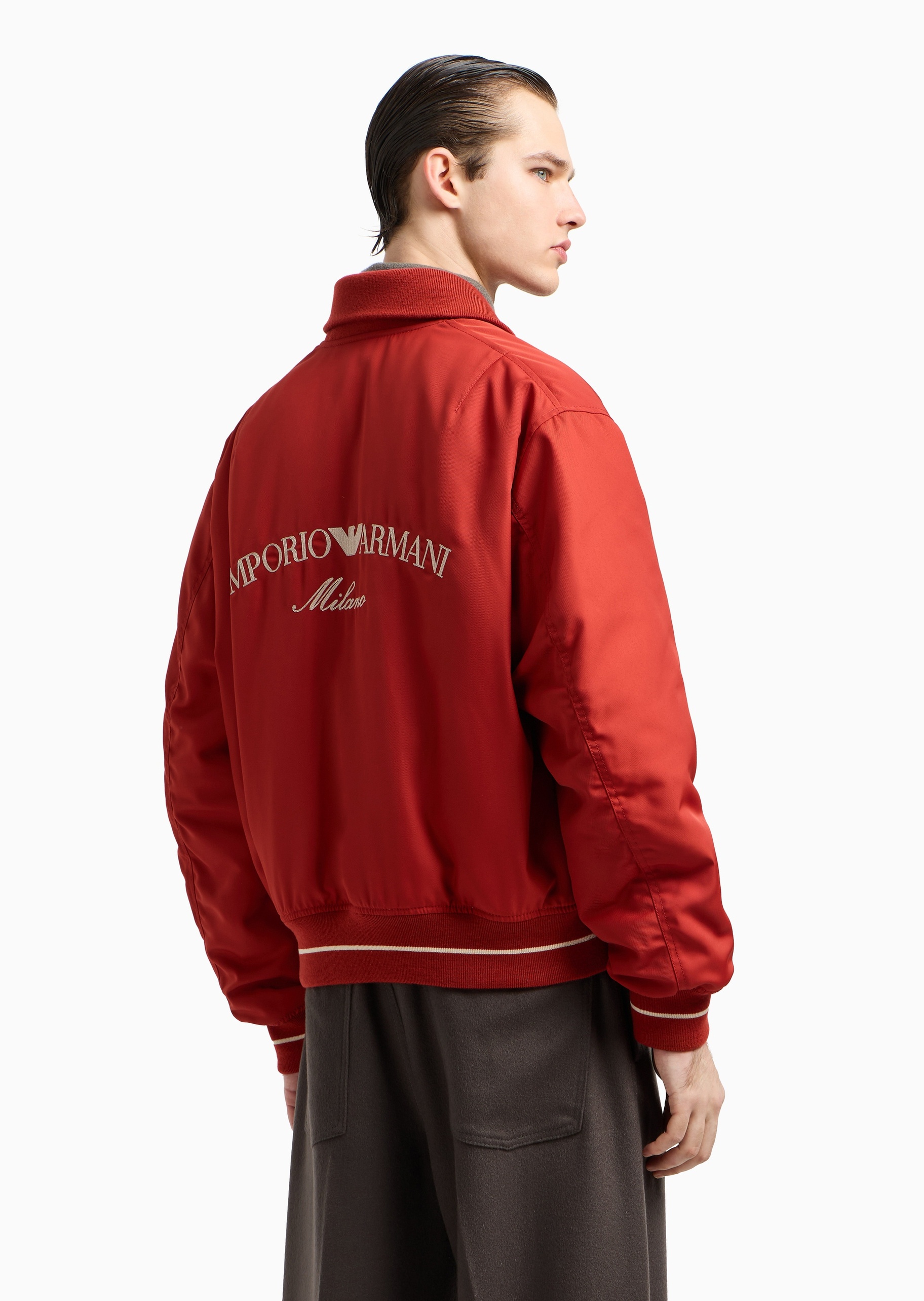 Emporio Armani 男士短款轻薄长袖棒球领刺绣飞行员棉服