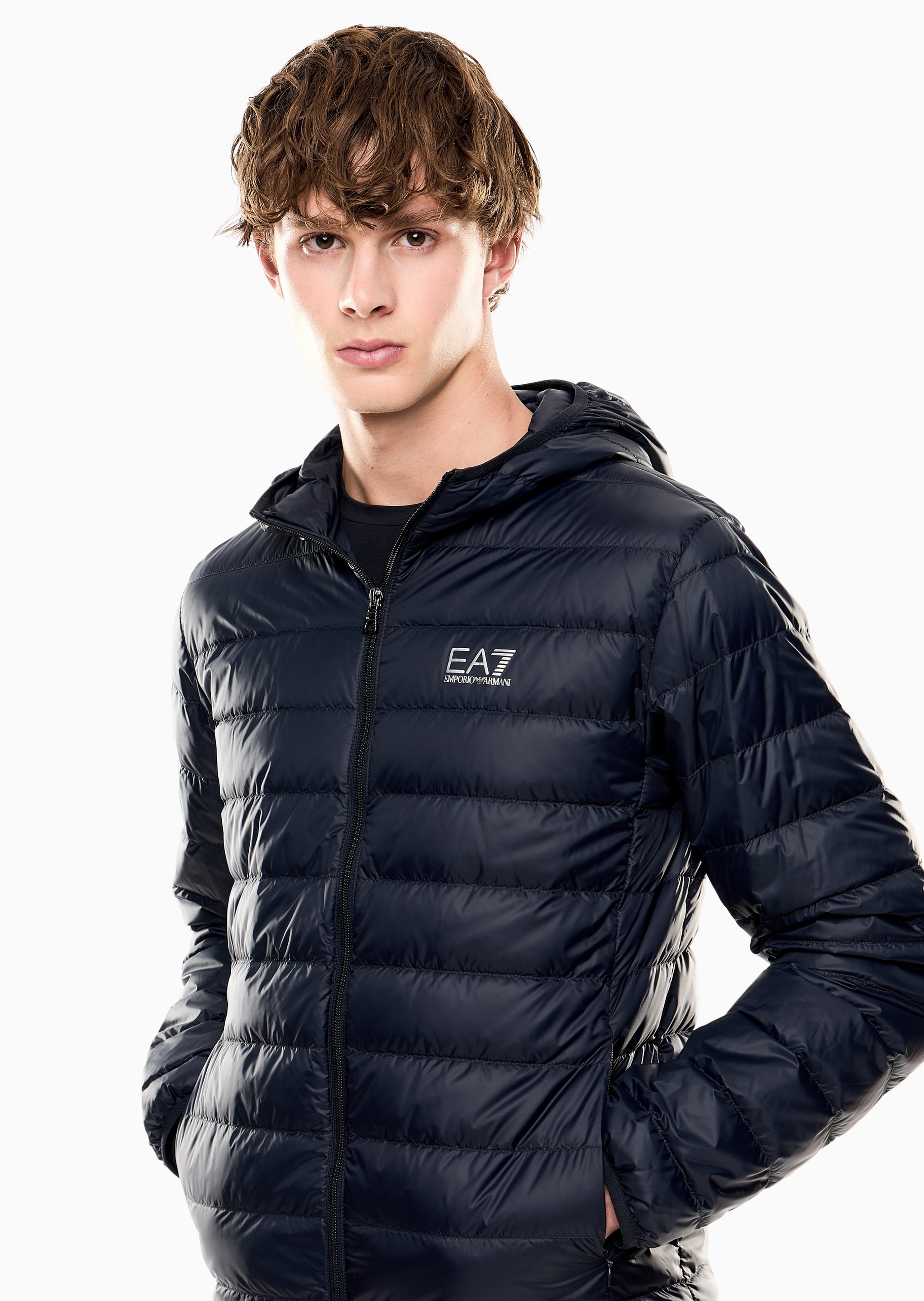 EA7 男士长袖连帽撞色LOGO羽绒服