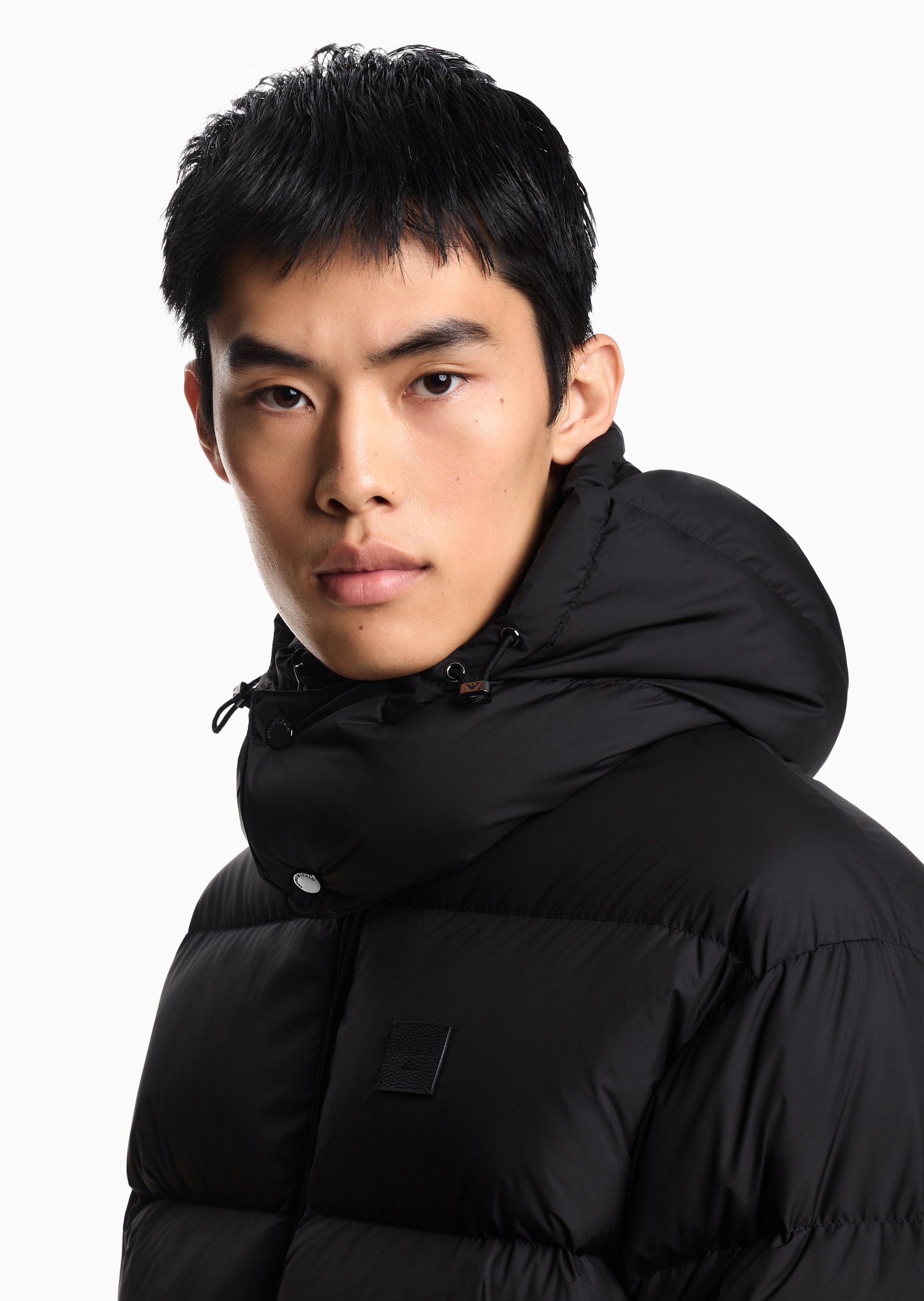 Emporio Armani 男士短款连帽拉链门襟面包服羽绒服