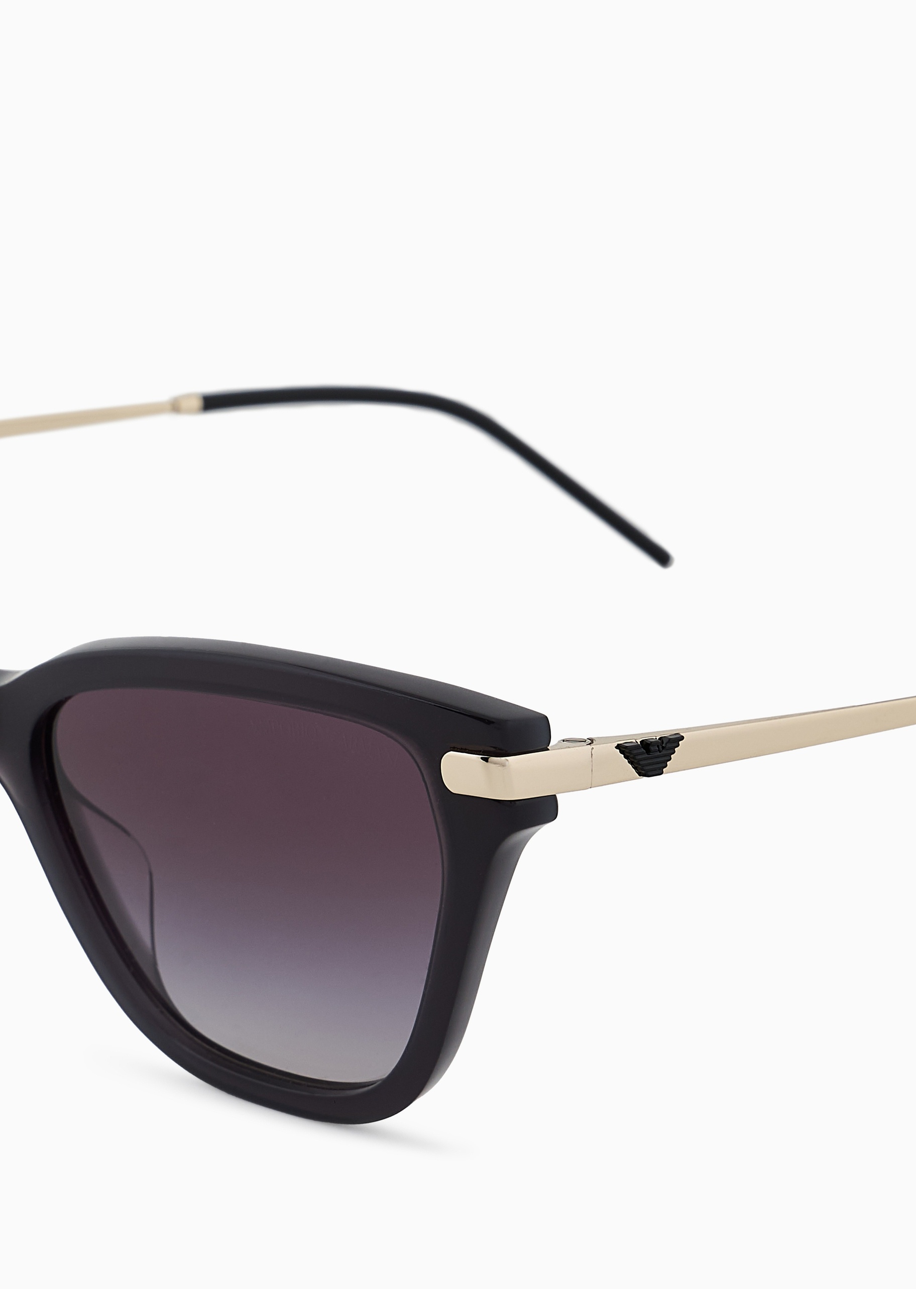 Emporio Armani 女士猫眼形渐变镜片摩登优雅太阳眼镜