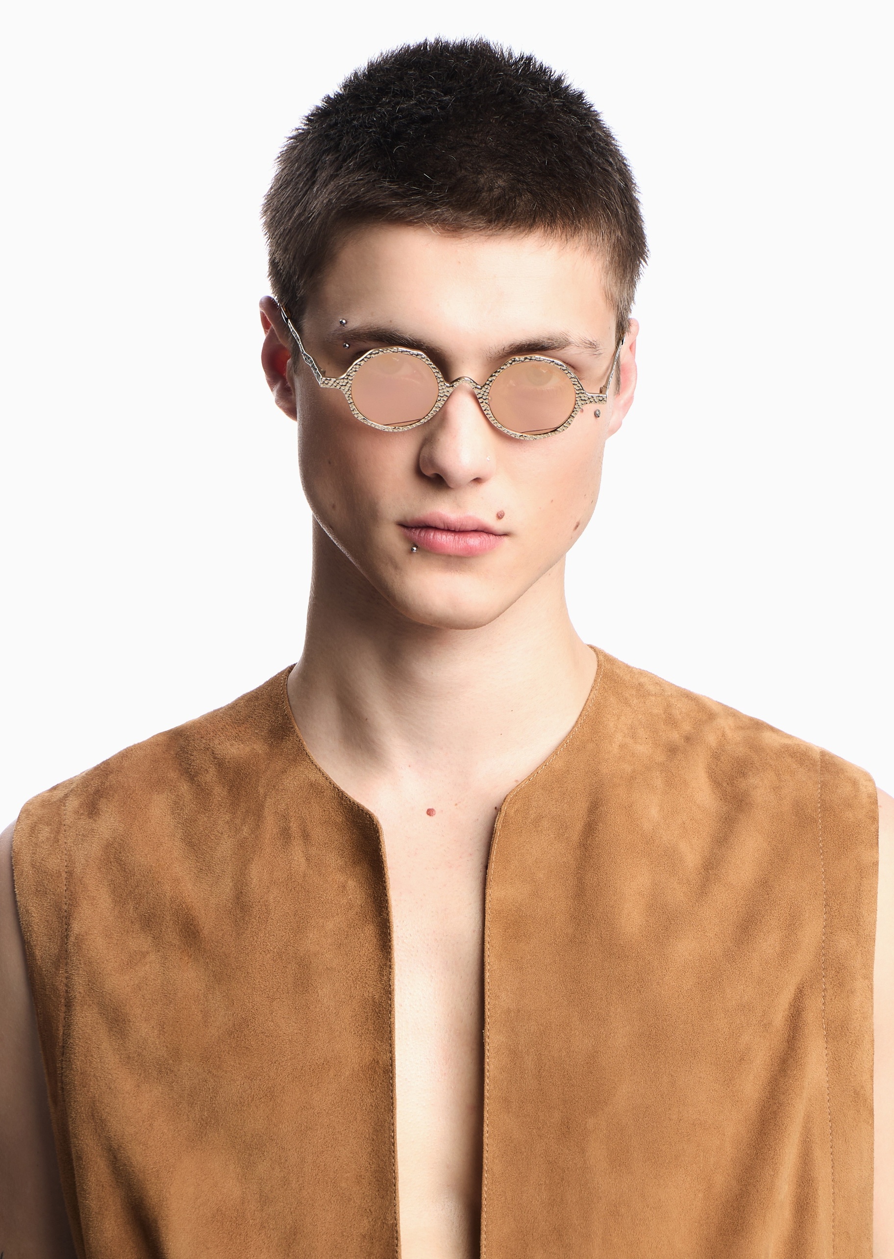 Emporio Armani 男士圆形哑光锤纹波浪镜腿太阳眼镜