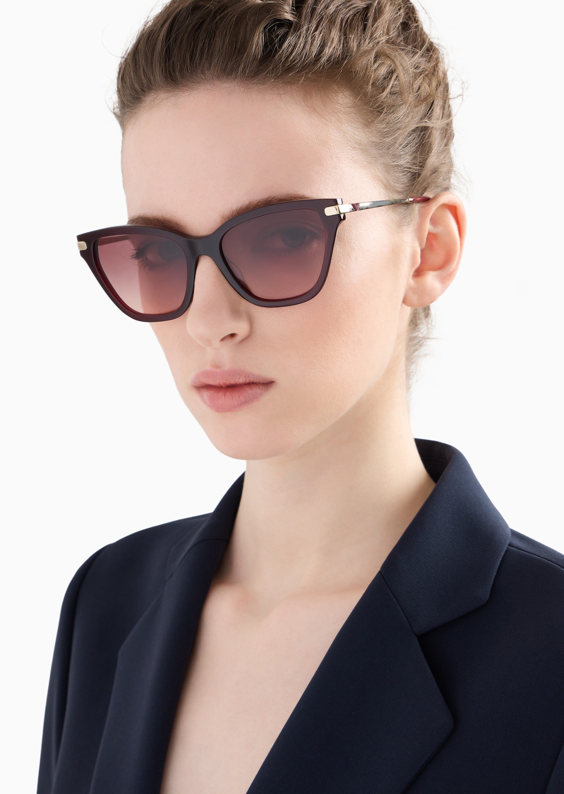 Emporio Armani 女士猫眼形渐变镜片摩登优雅太阳眼镜