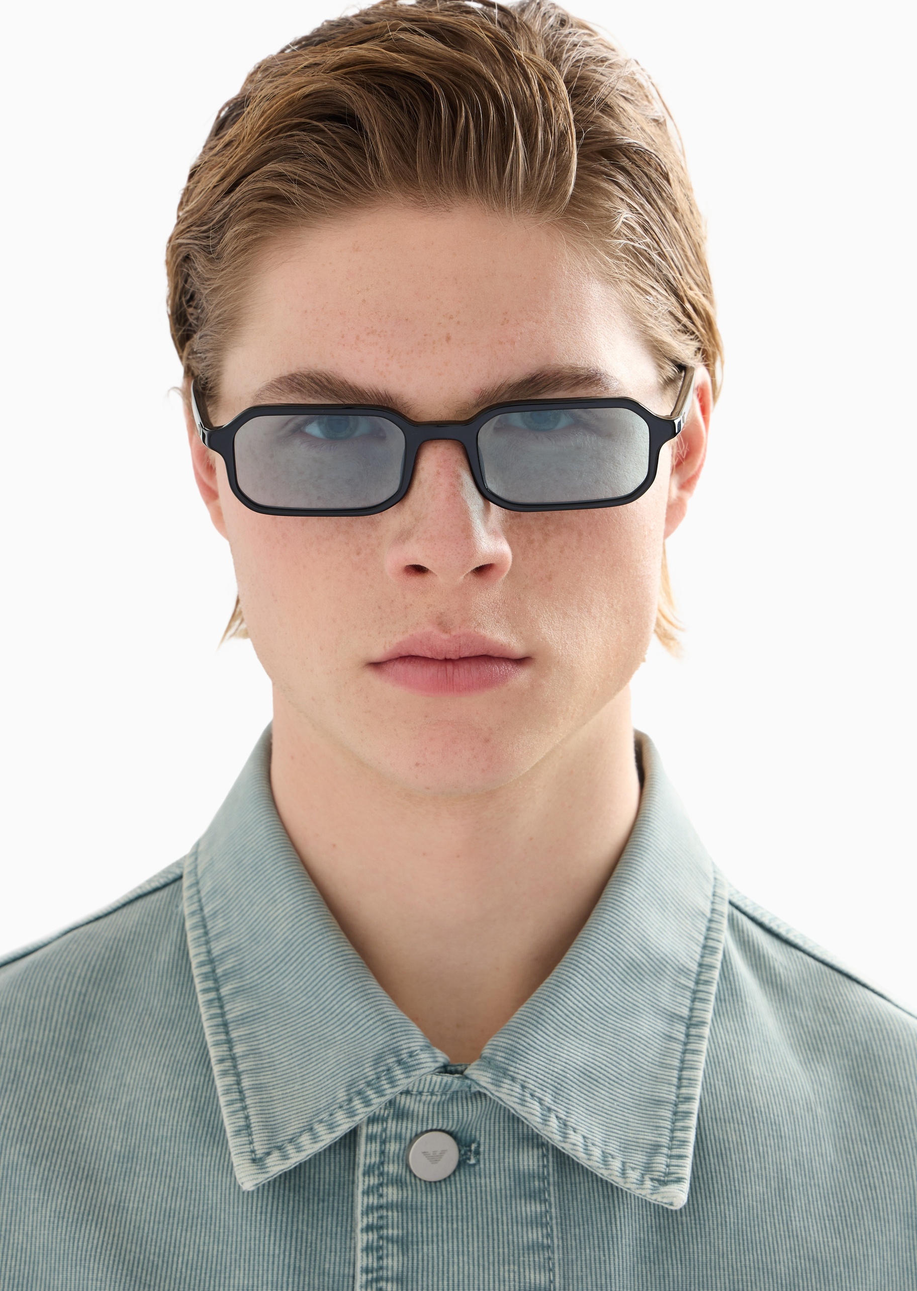 Emporio Armani 男士矩形黑框一体鼻托时尚太阳眼镜