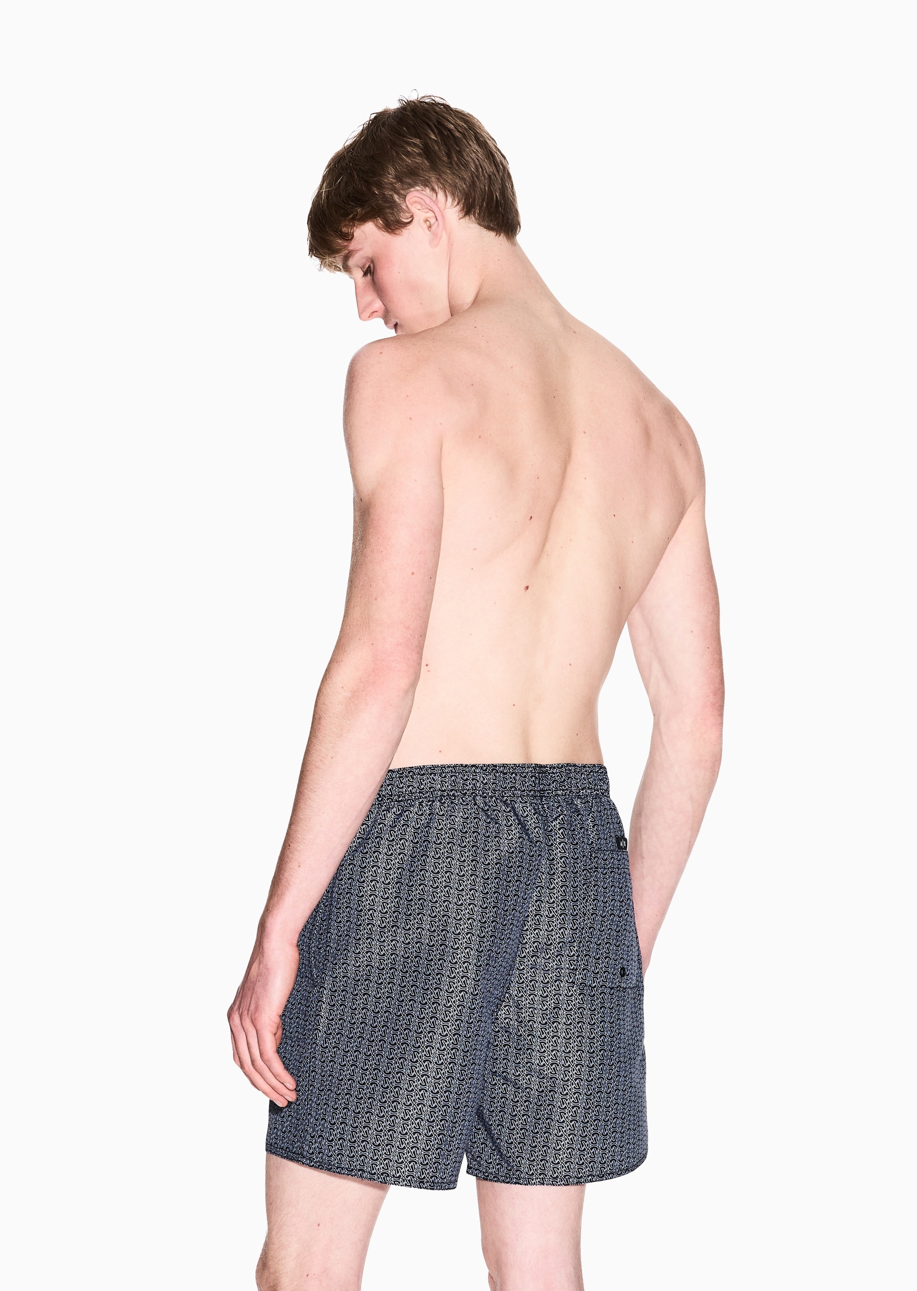 ARMANI EXCHANGE 男士松紧系带短款满印LOGO沙滩裤