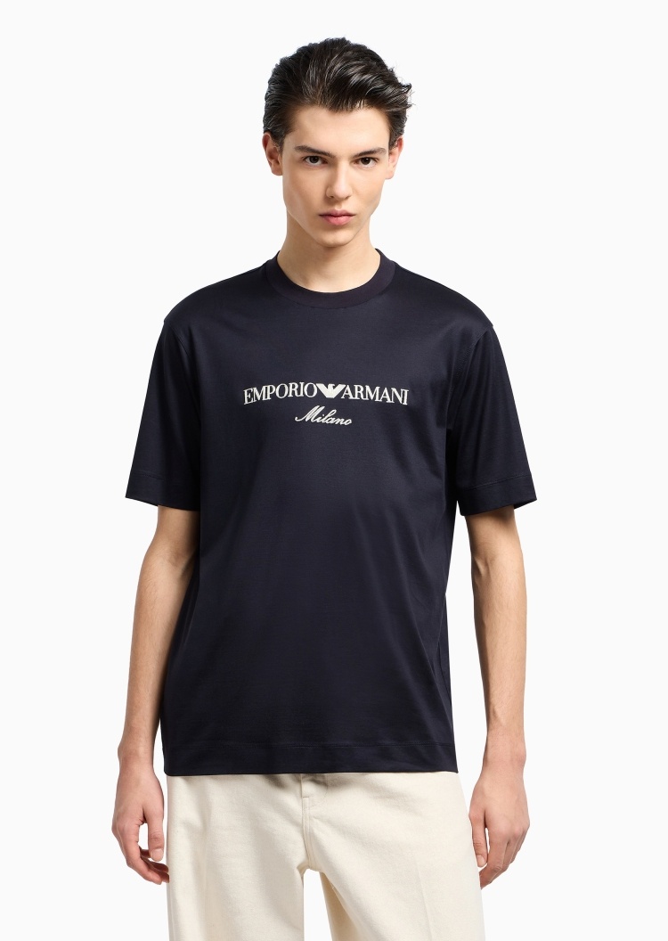 Emporio Armani 男士莱赛尔宽松短袖圆领正肩刺绣T恤