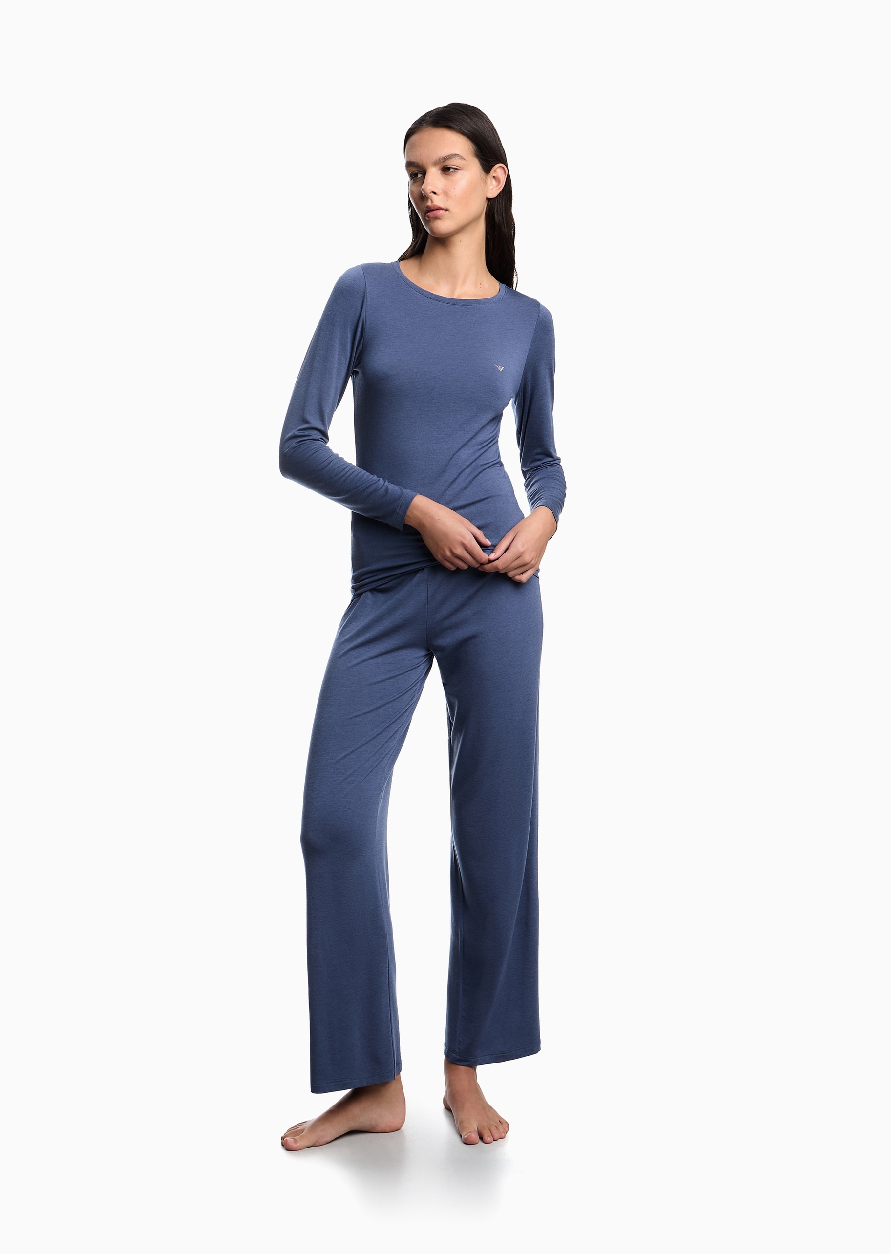 Emporio Armani 女士莱赛尔圆领长袖长裤水钻鹰标睡衣套装