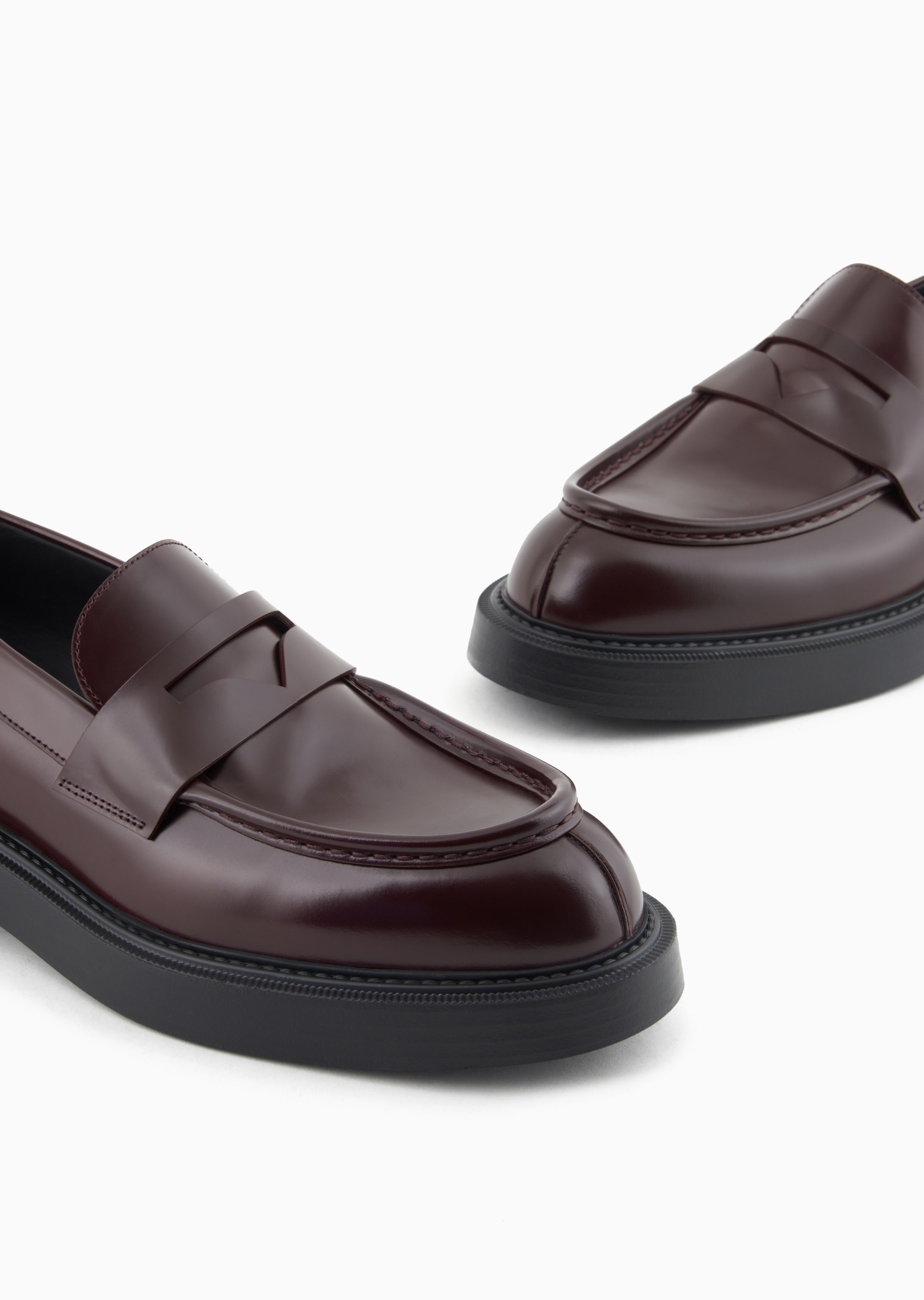 Emporio Armani 男士低帮平底商务通勤牛毛皮复古风乐福鞋