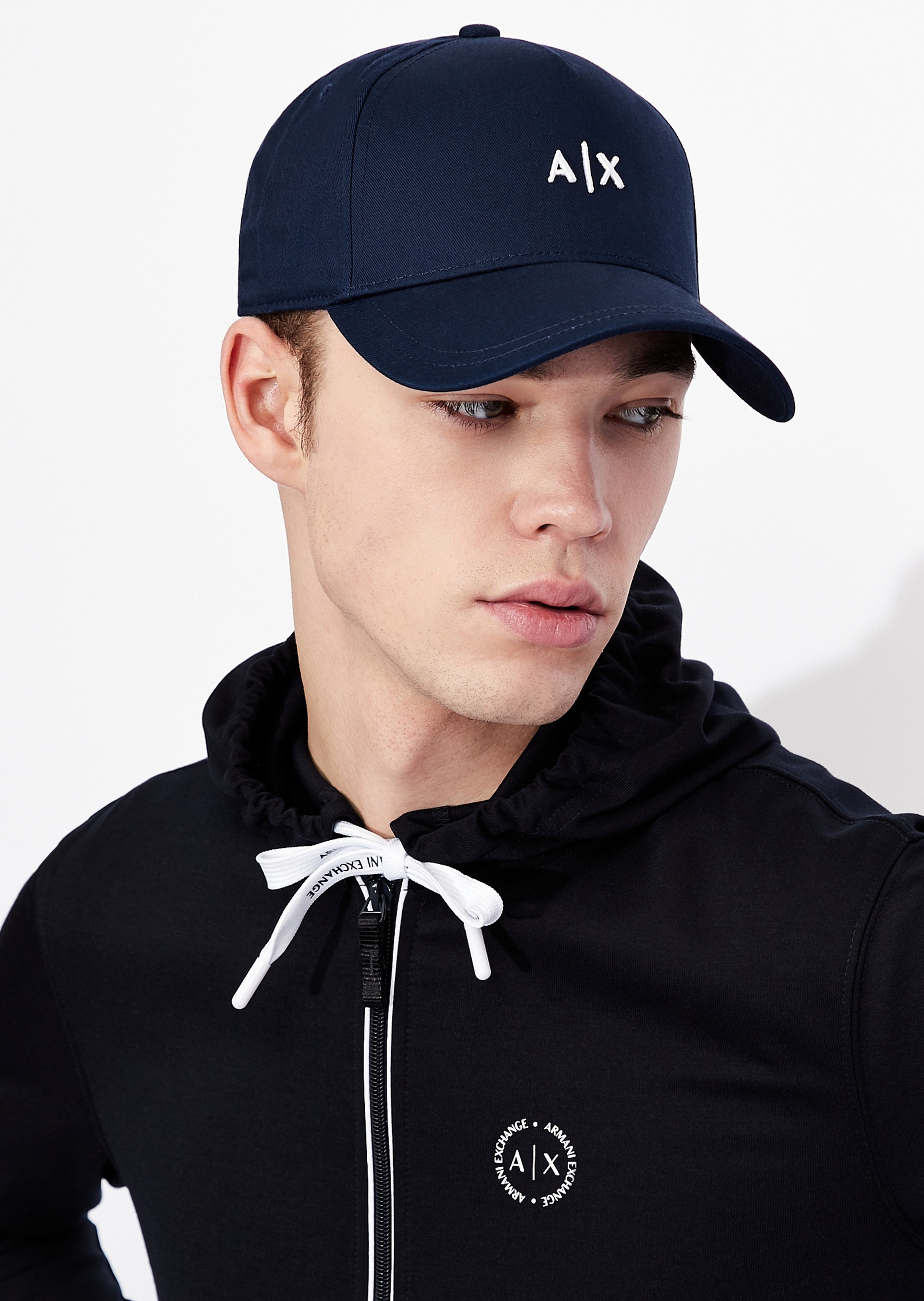 ARMANI EXCHANGE 男士纯棉按扣圆顶弯檐立体小绣标休闲棒球帽