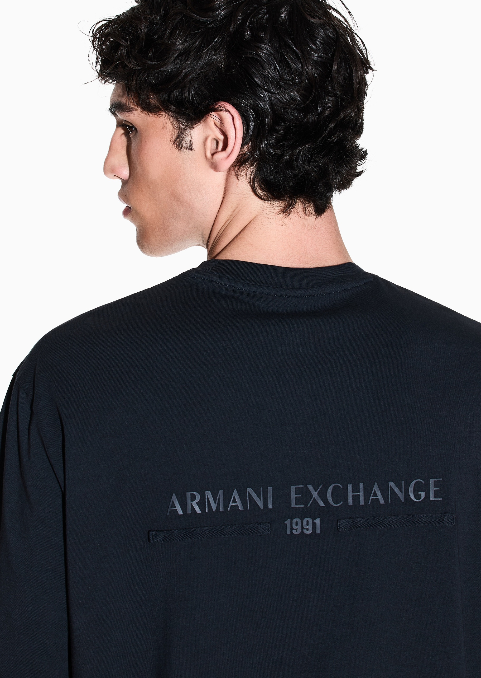 ARMANI EXCHANGE 男士纯棉宽松短袖圆领标识刺绣T恤