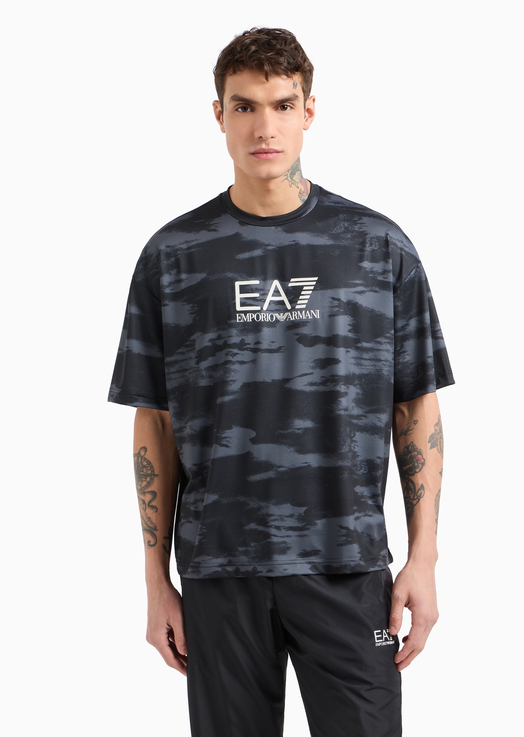 EA7 男士弹力宽松短袖圆领通体印花运动T恤