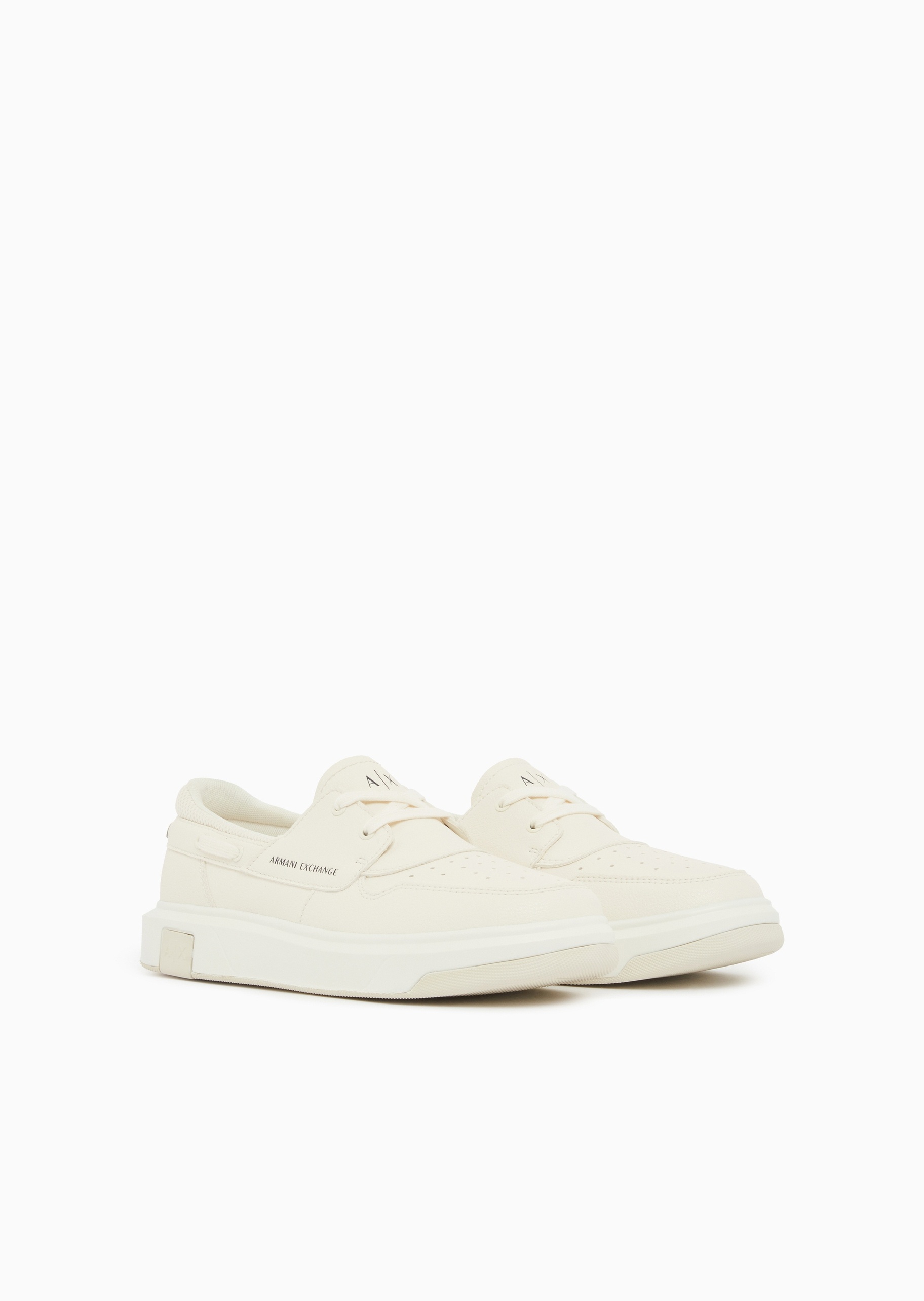 ARMANI EXCHANGE 男士系带低帮穿孔字母标识休闲运动鞋