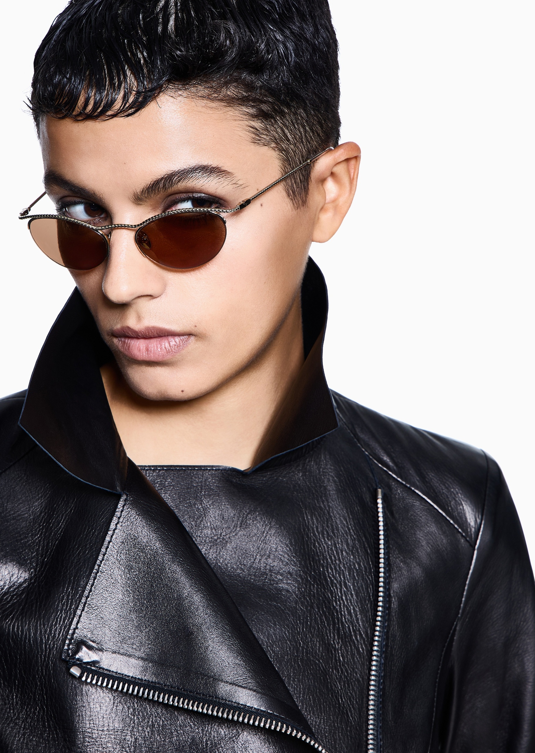 Giorgio Armani 女士蝴蝶形编织纹理时尚太阳眼镜