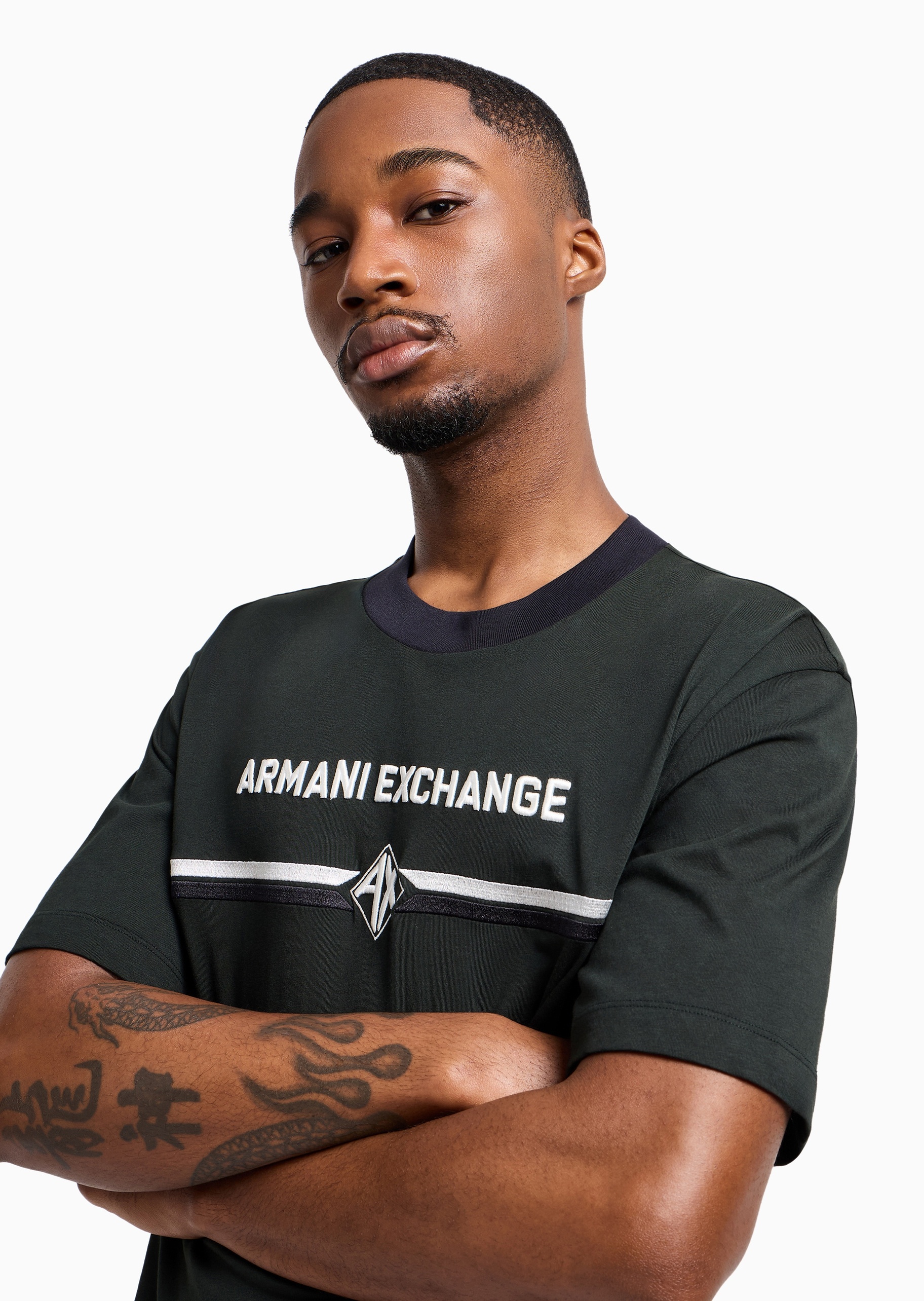 ARMANI EXCHANGE 男士全棉宽松短袖圆领徽标刺绣T恤