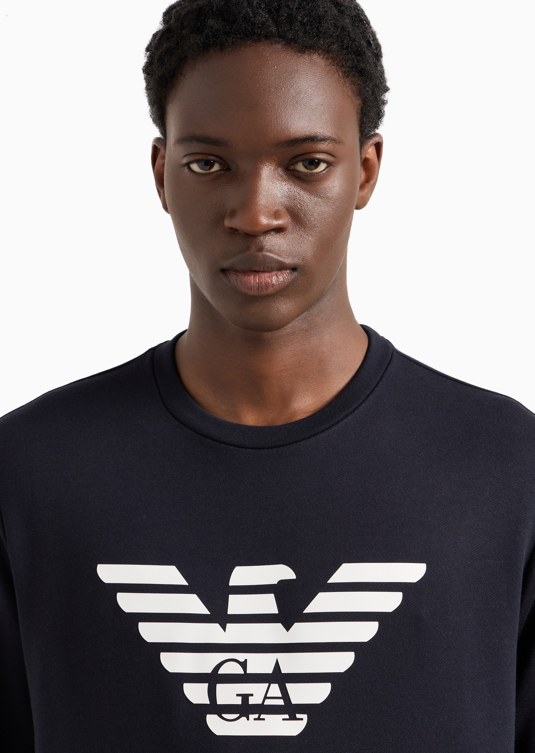 Emporio Armani 男女同款套头圆领落肩莫代尔休闲卫衣