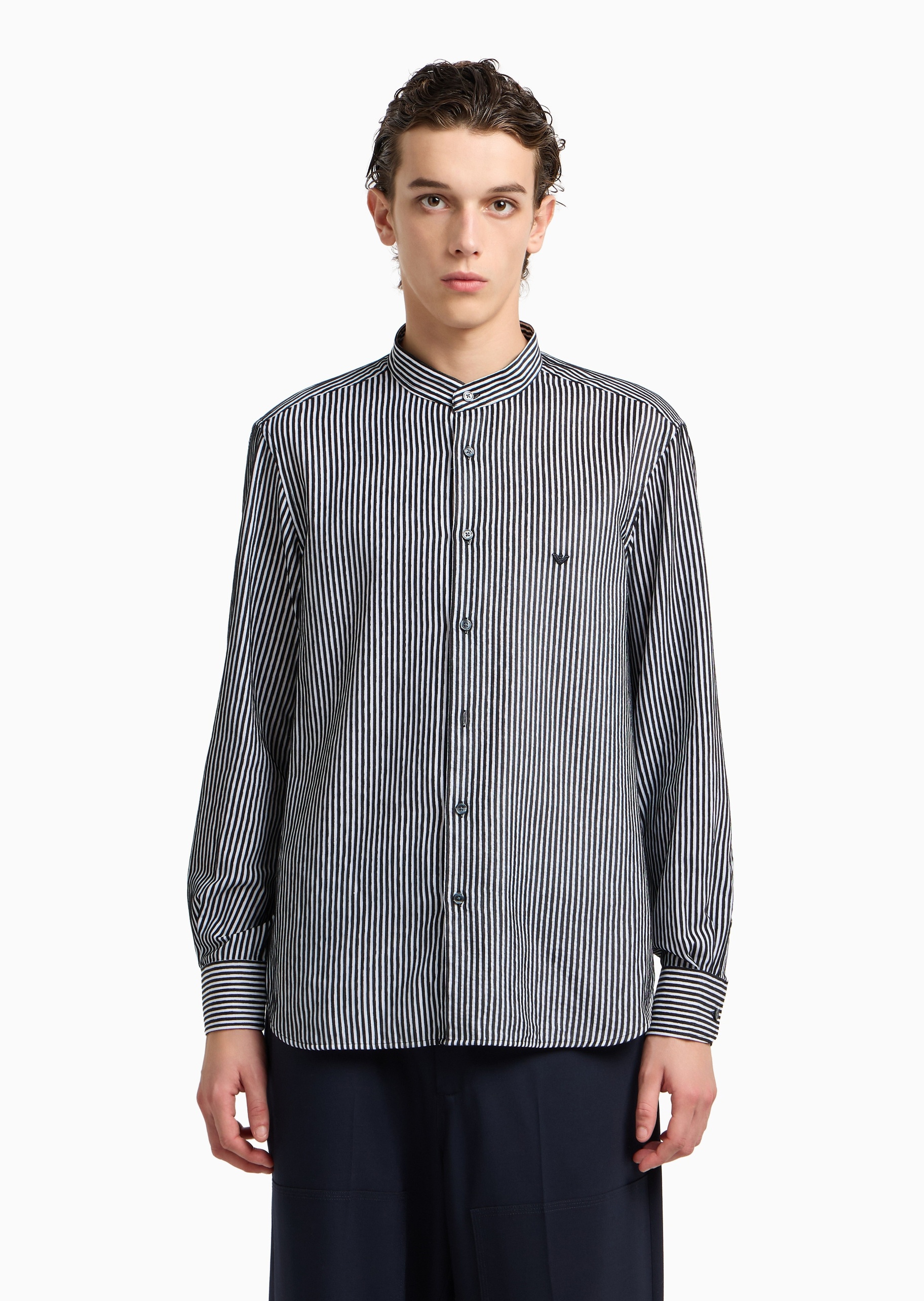 Emporio Armani 男士长袖小立领竖条纹纽扣门襟衬衫