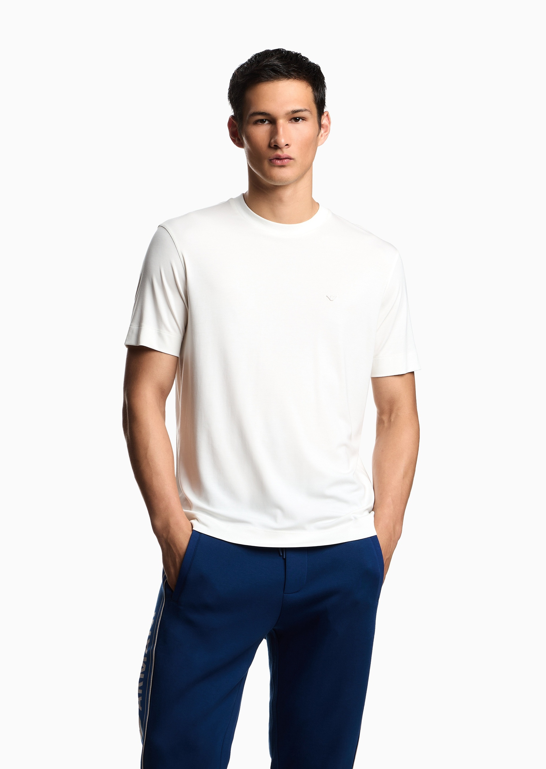 Emporio Armani 男士莫代尔弹力合身短袖圆领刺绣T恤衫