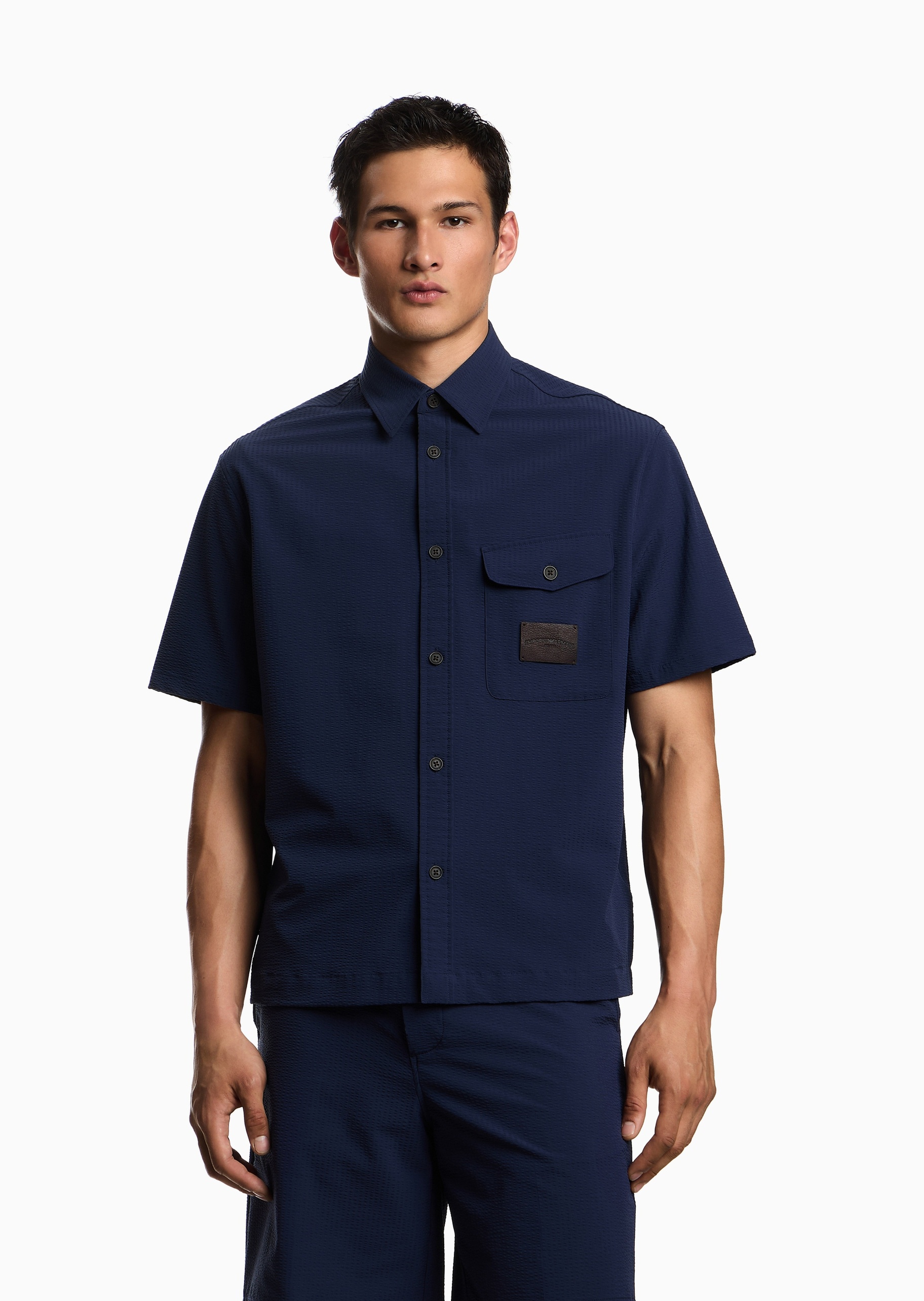 Emporio Armani 男士宽松短袖翻领泡泡纱廓形休闲衬衫