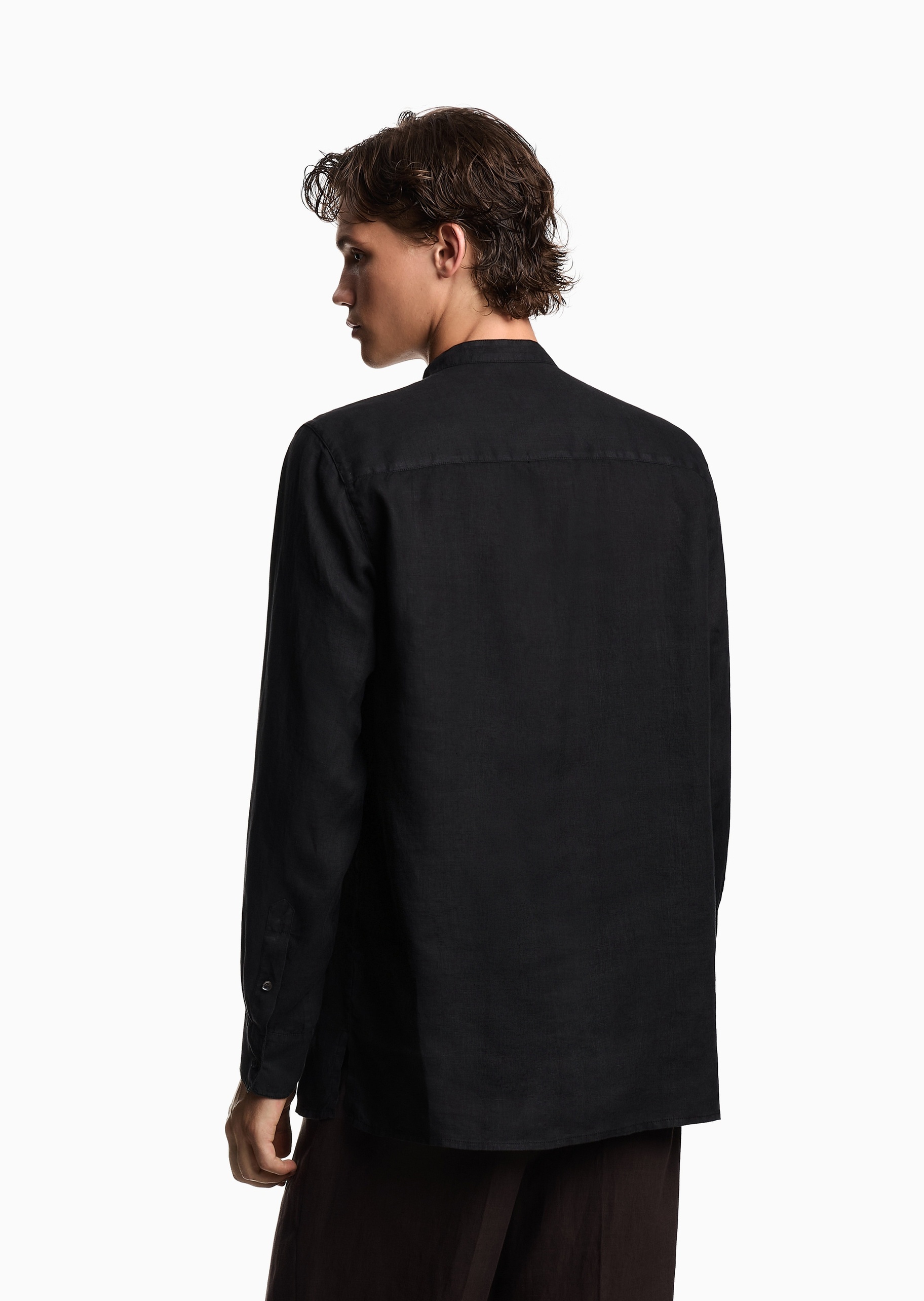Emporio Armani 男士亚麻长袖小立领风琴褶休闲衬衫