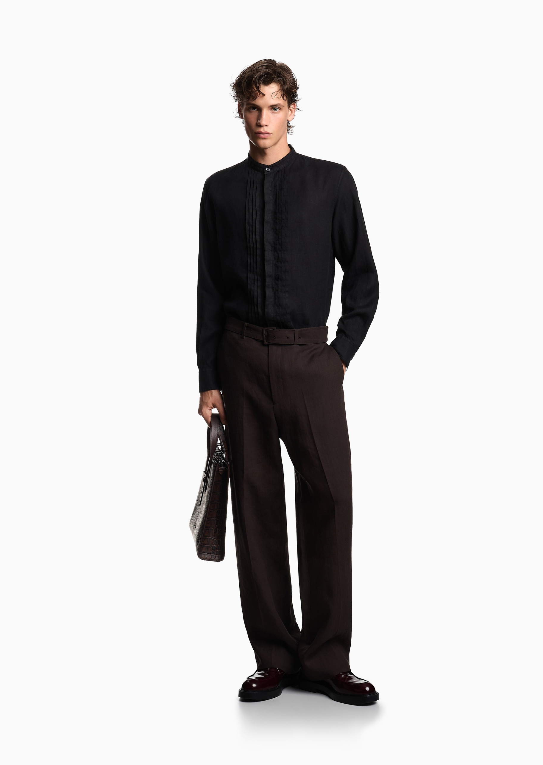 Emporio Armani 男士亚麻长袖小立领风琴褶休闲衬衫