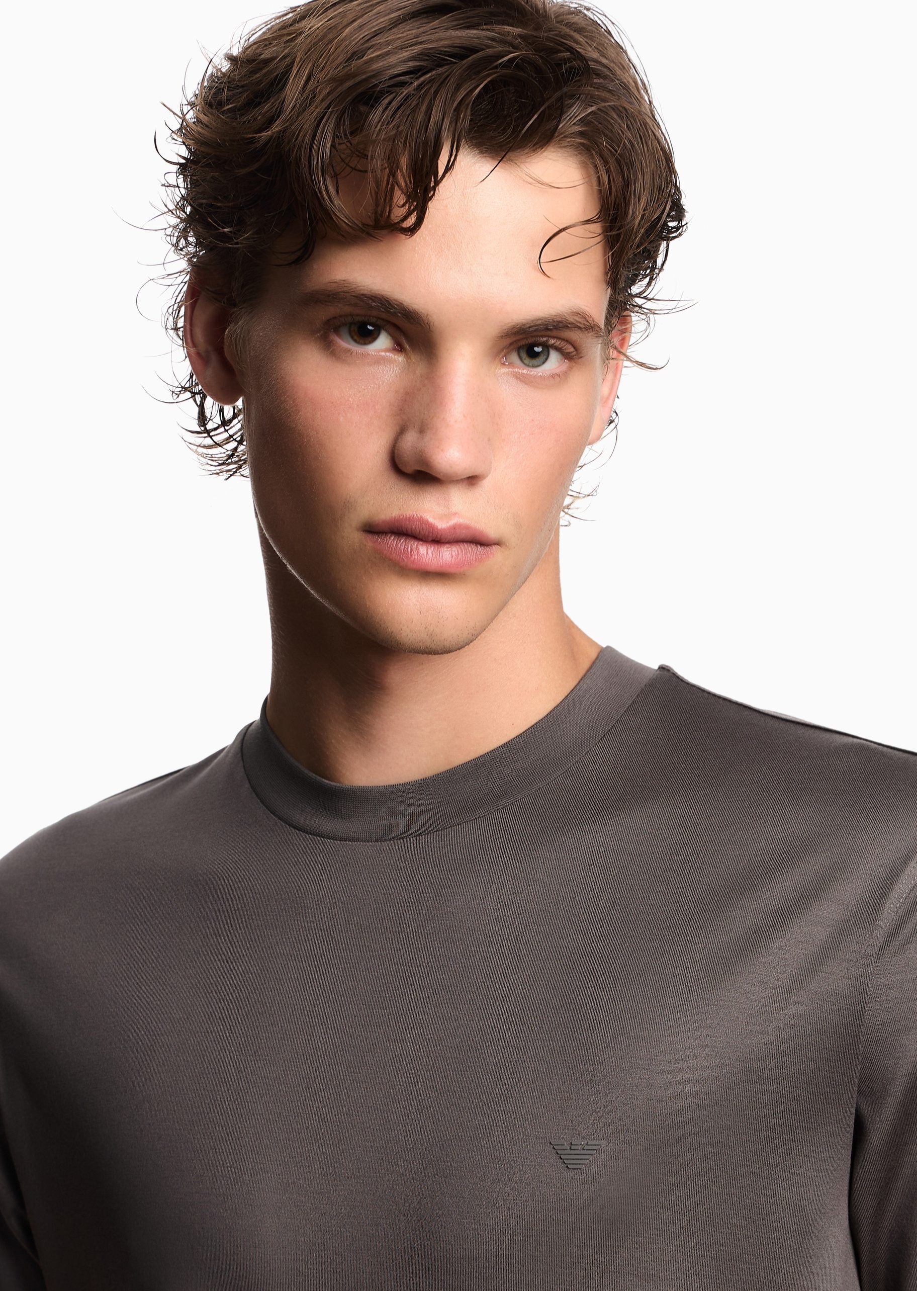 Emporio Armani 男士莱赛尔合身短袖圆领纯色T恤衫