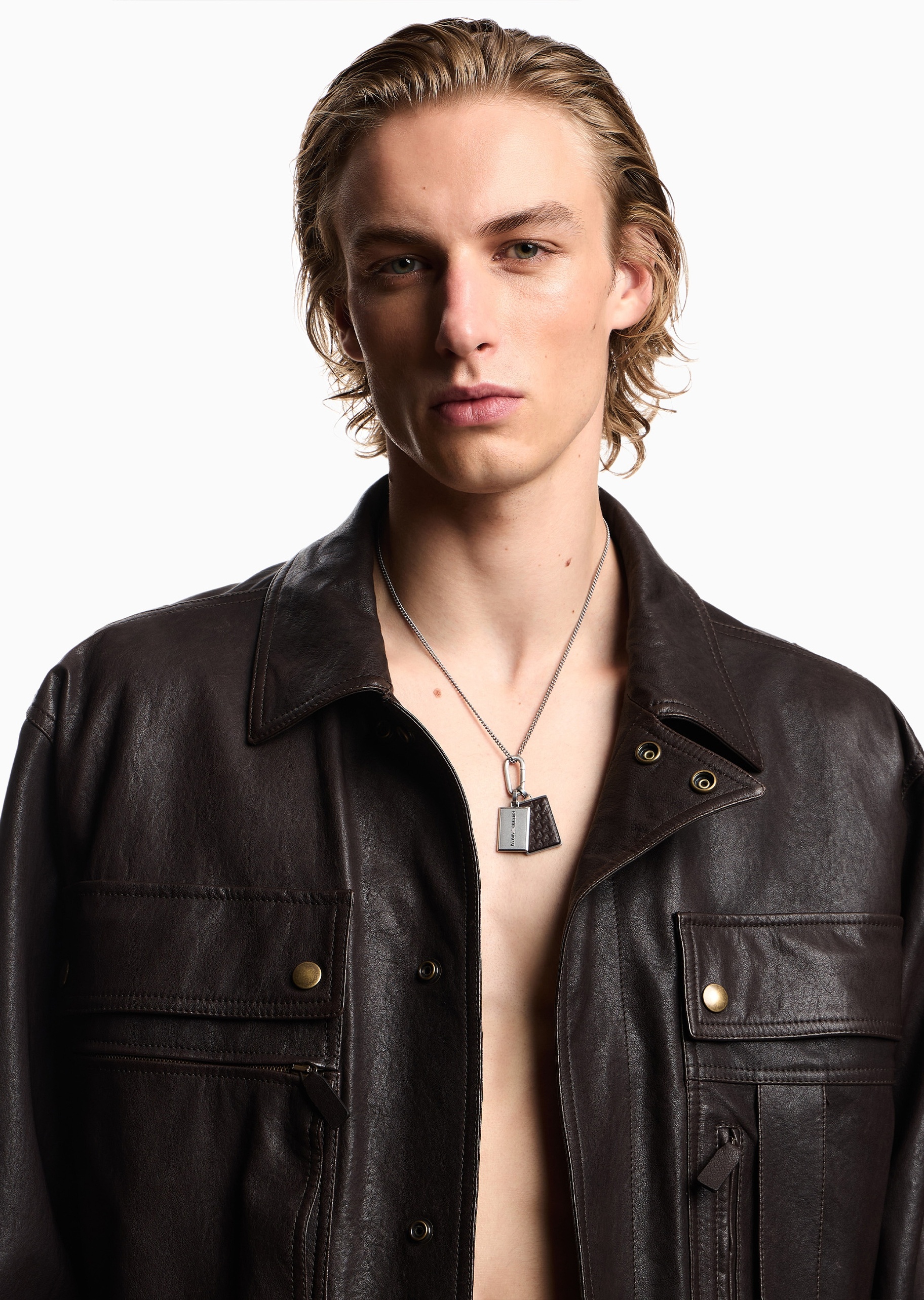 Emporio Armani 男士钢质矩形吊牌压花龙虾扣项链