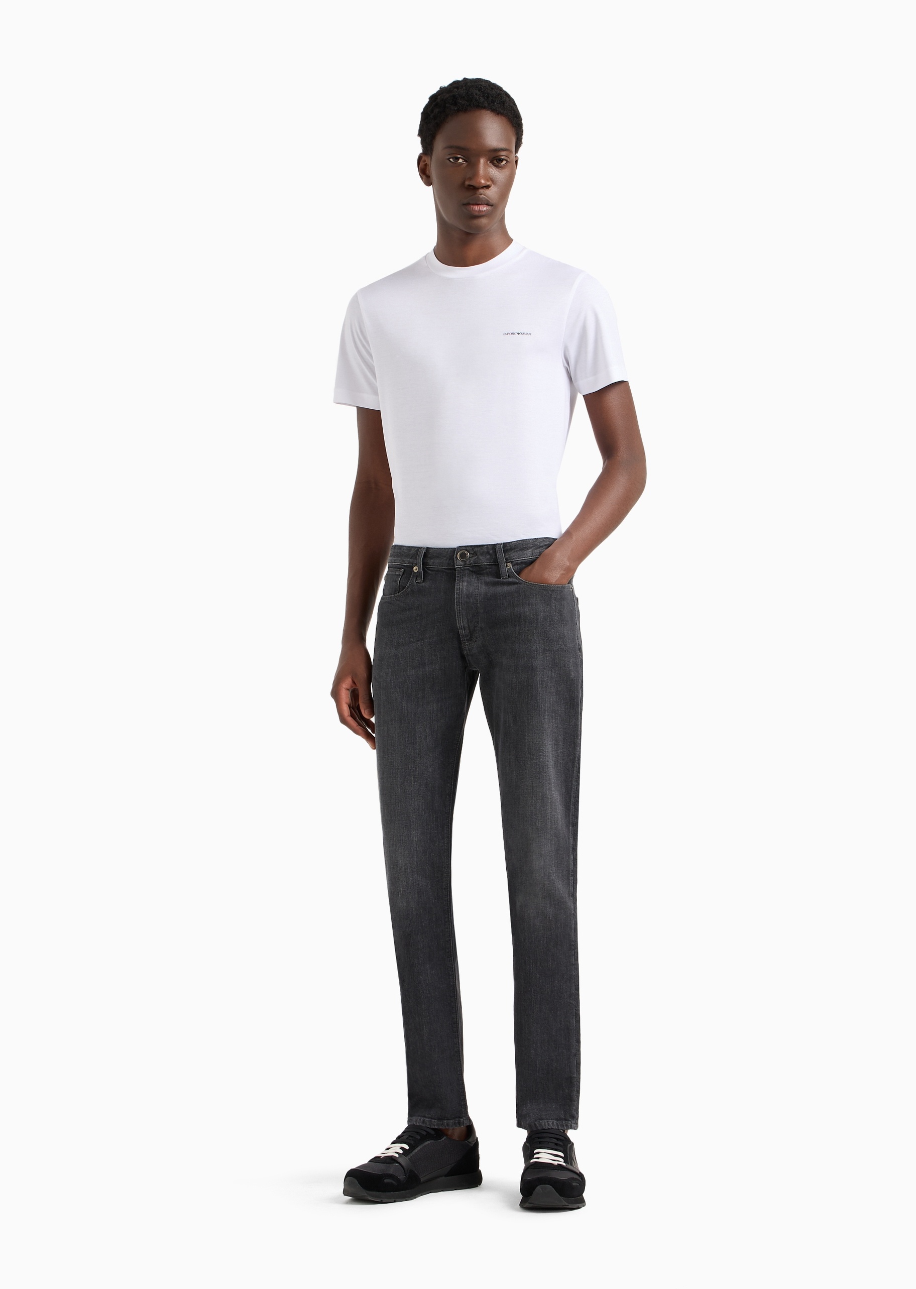 Emporio Armani 男士纯棉微弹轻薄修身低腰直筒小直脚牛仔裤