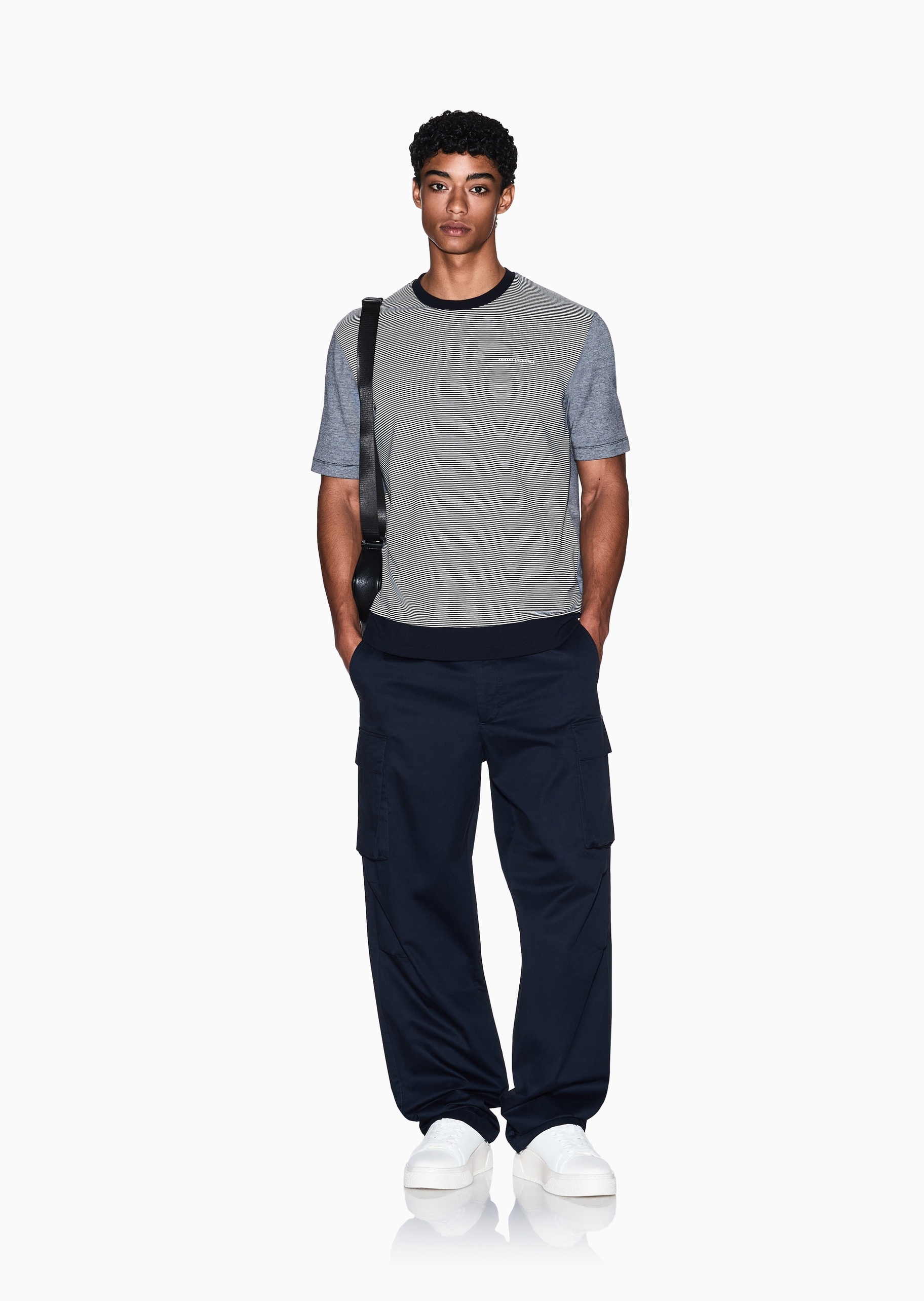 ARMANI EXCHANGE 男士全棉宽松短袖圆领条纹针织T恤