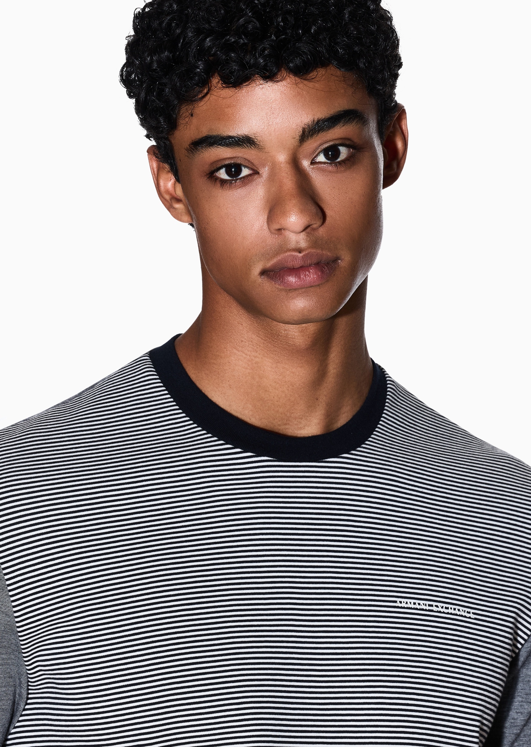 ARMANI EXCHANGE 男士全棉宽松短袖圆领条纹针织T恤