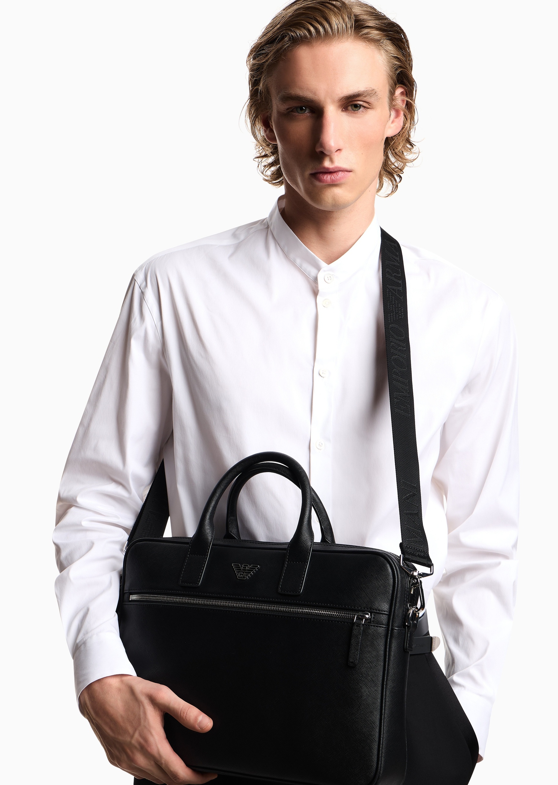 Emporio Armani 男士商务休闲复古通勤手提斜挎托特公文包